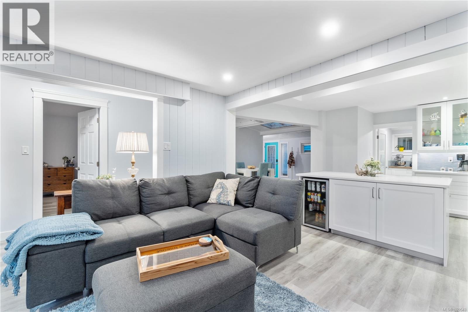 7896 LANTZVILLE RD - 28