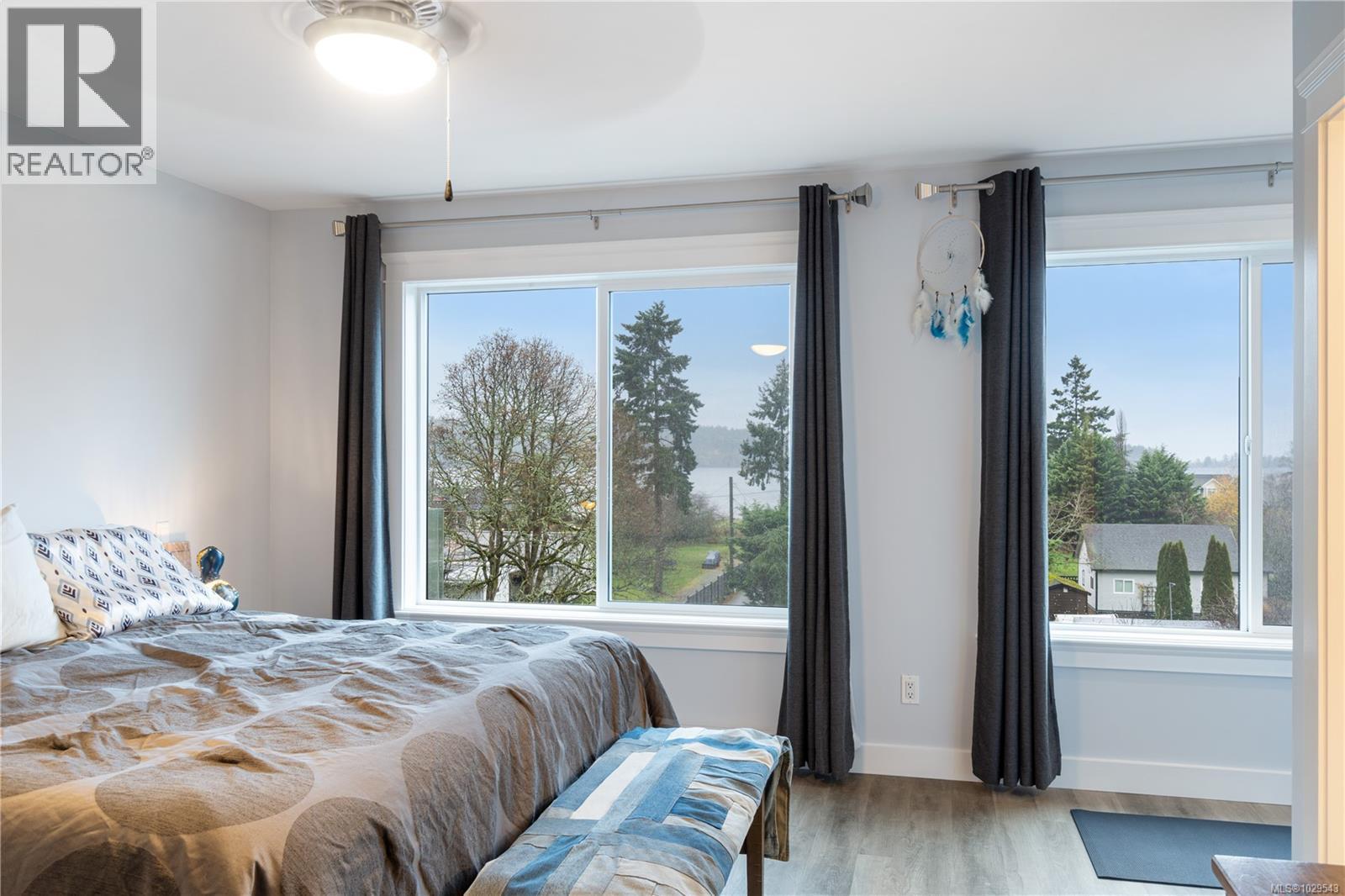 7896 LANTZVILLE RD - 33