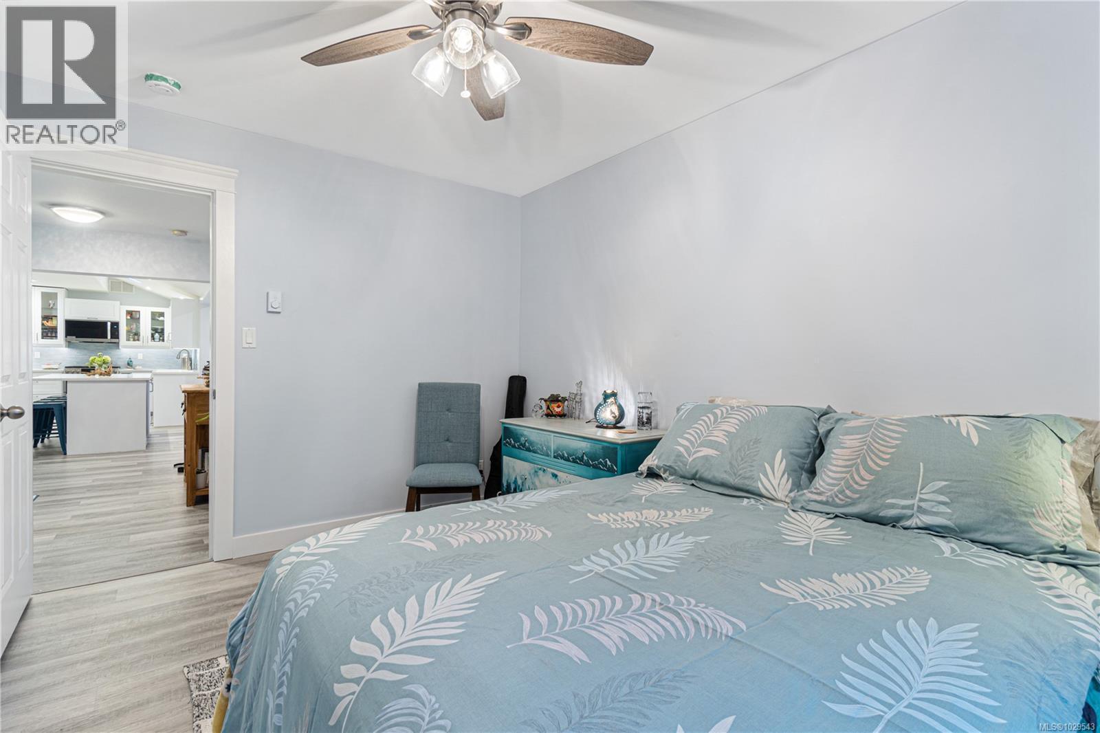 7896 LANTZVILLE RD - 38