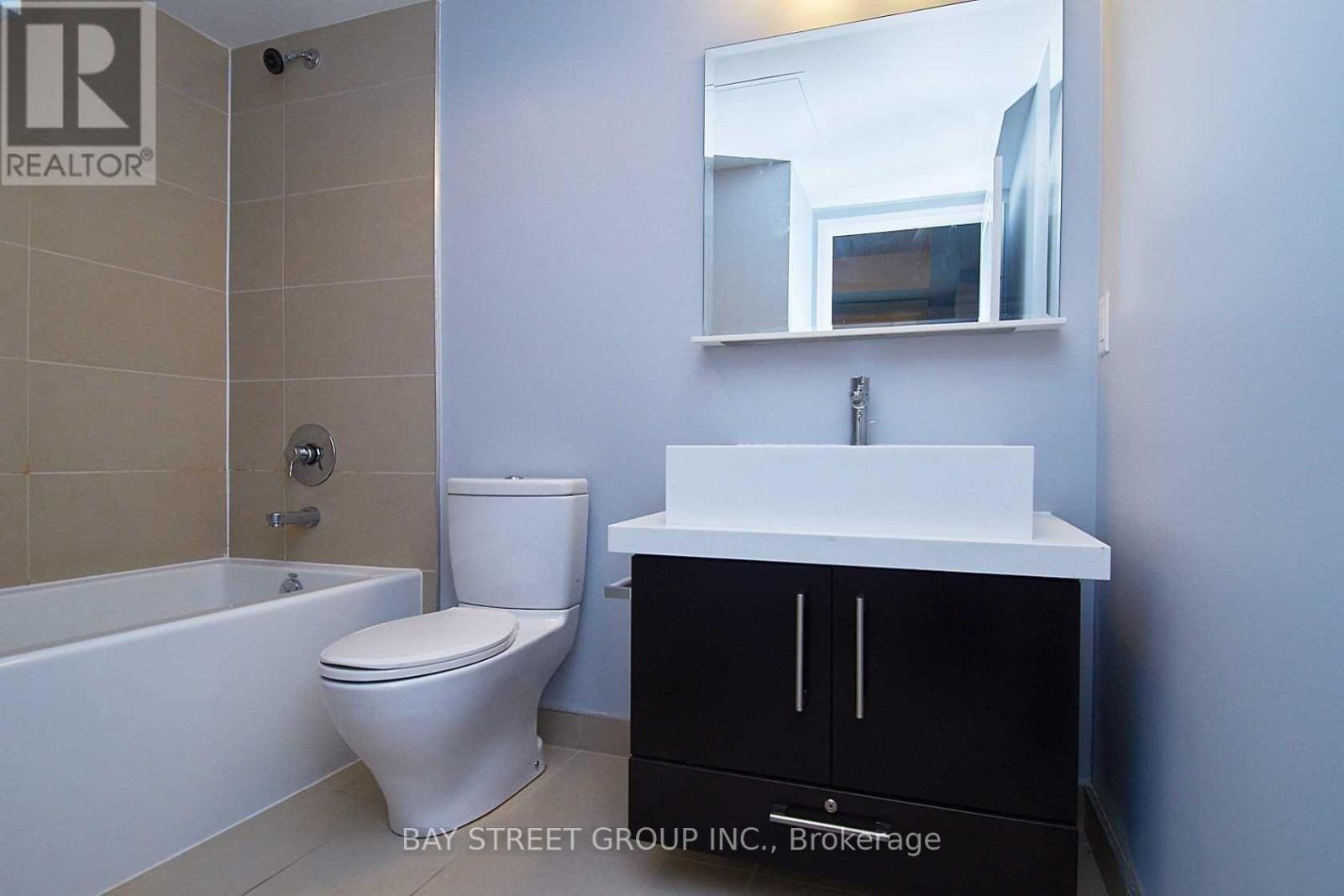 #510 1080 BAY STREET - 12