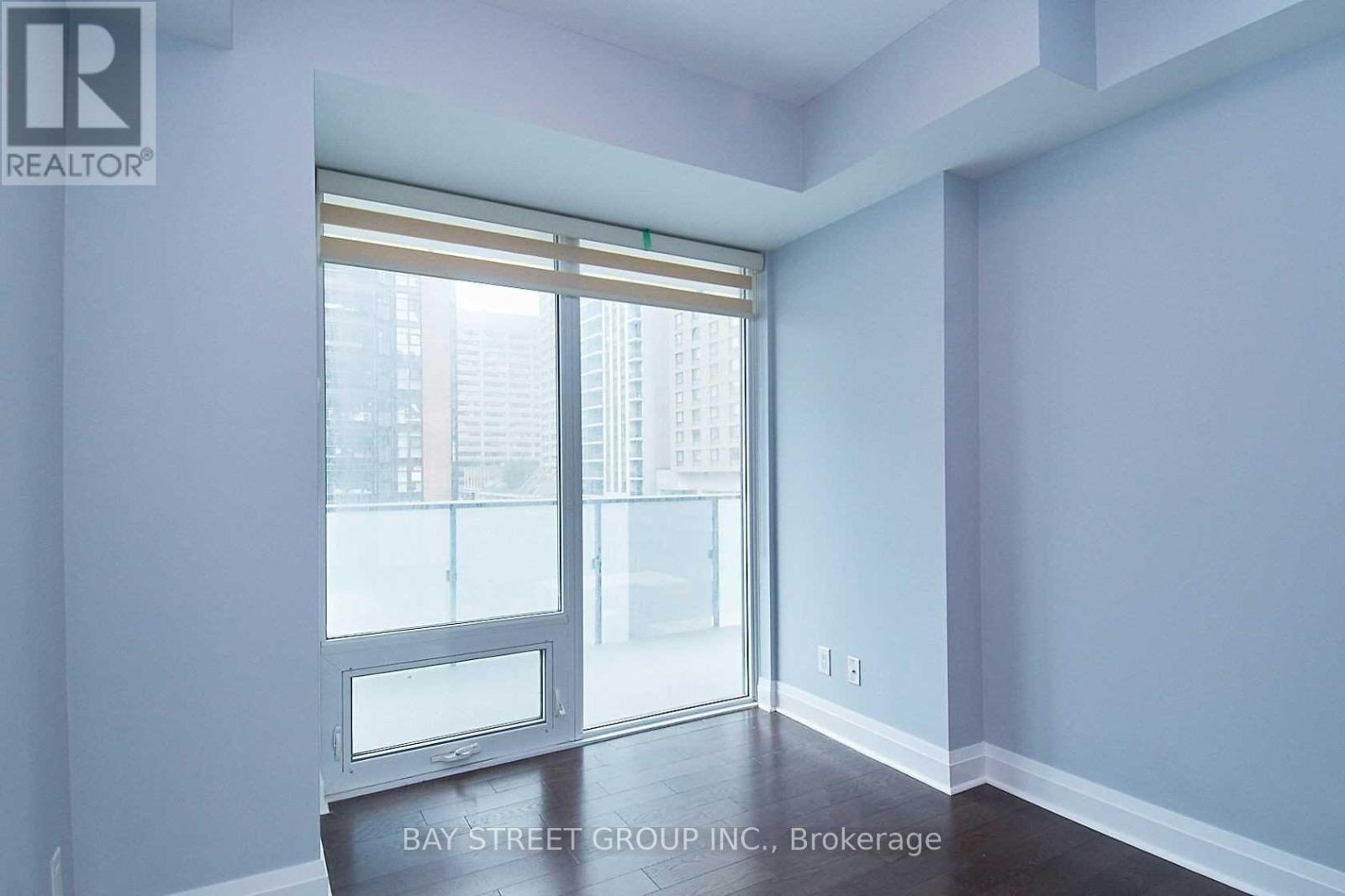 #510 1080 BAY STREET - 6