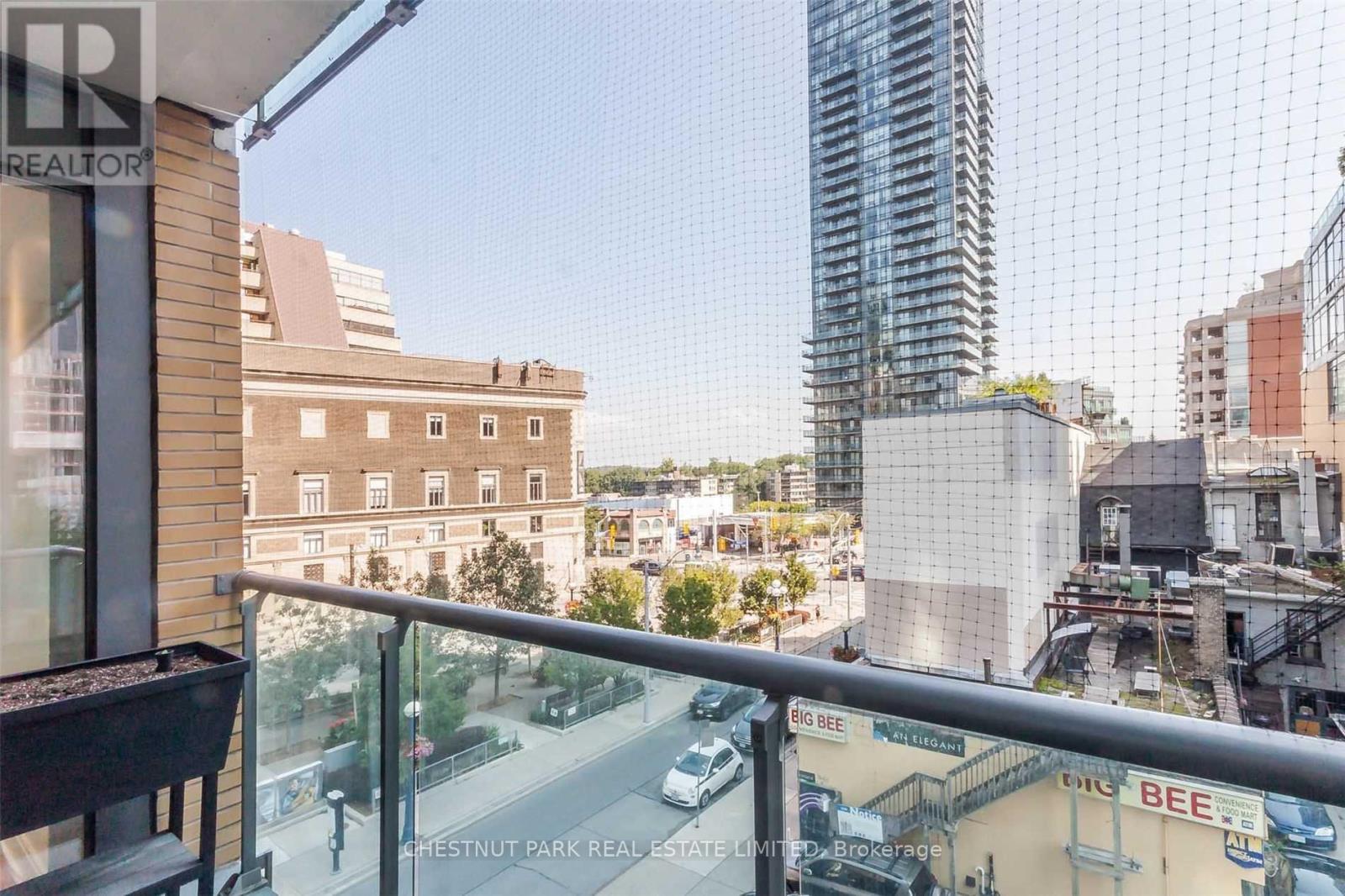 #401 21 SCOLLARD STREET - 24