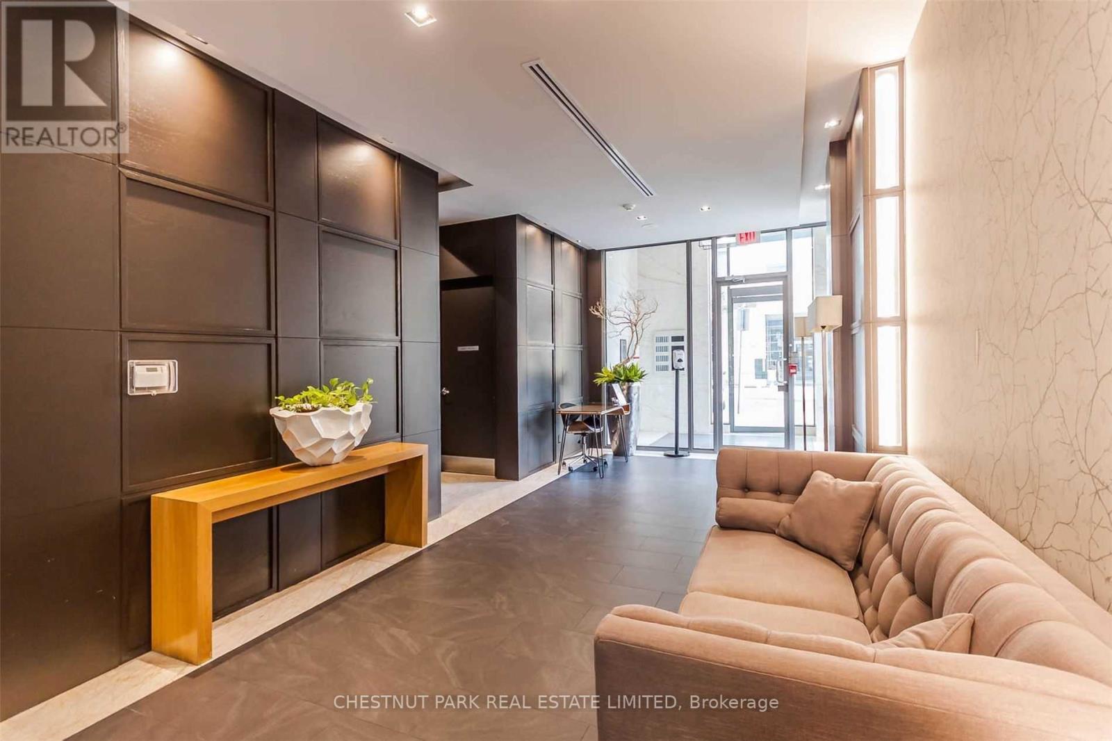 #401 21 SCOLLARD STREET - 28