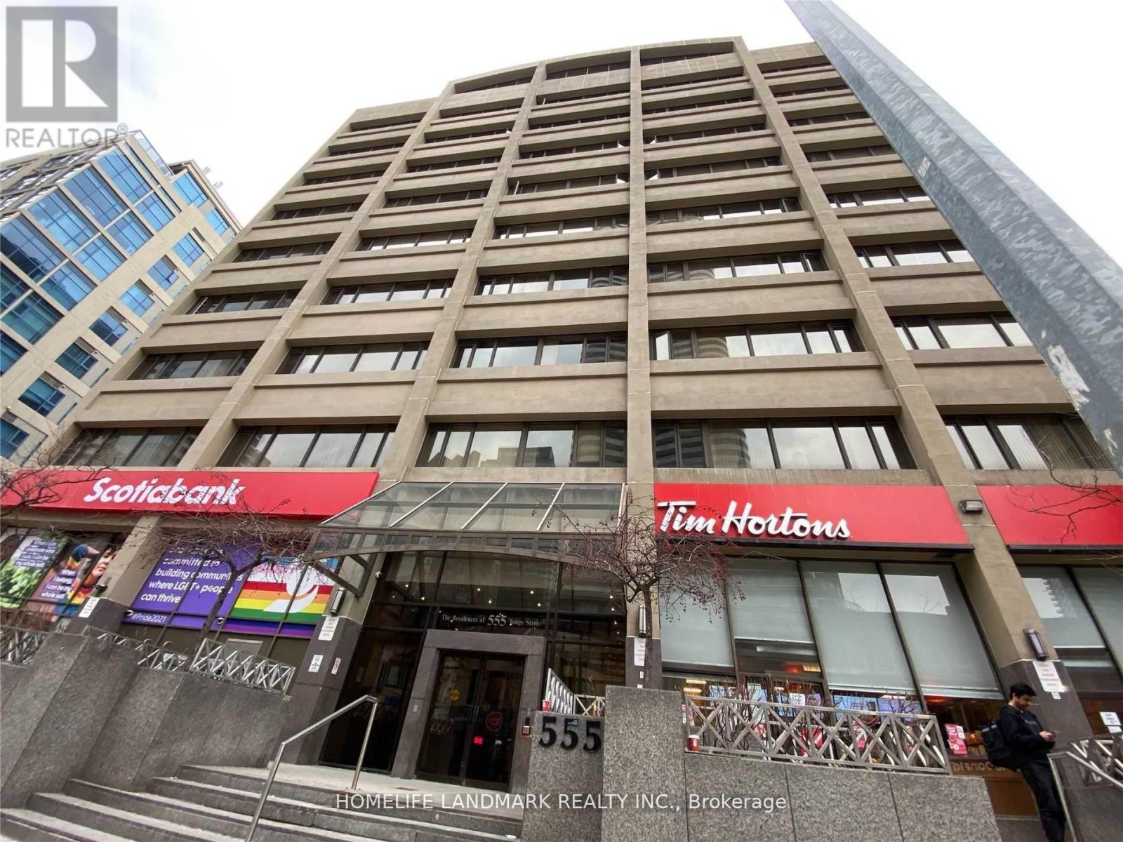 Listing photo of 407 - 555 YONGE STREET