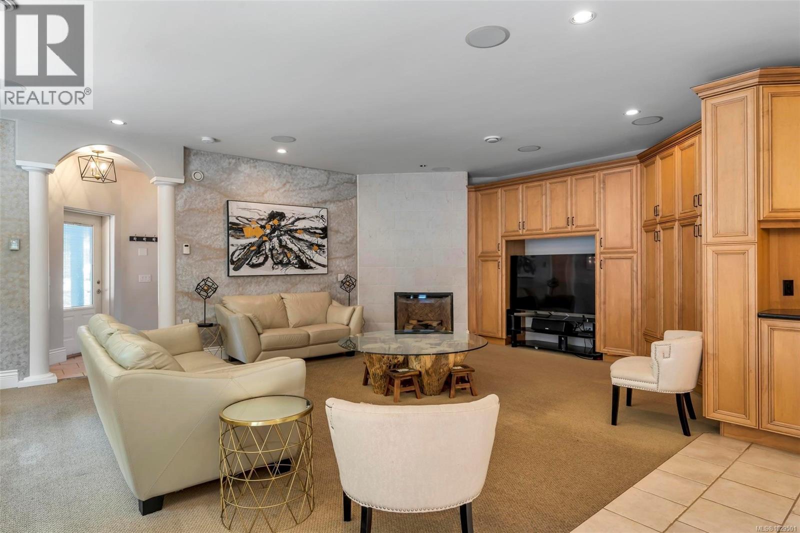  350 Sparton Road, Saanich