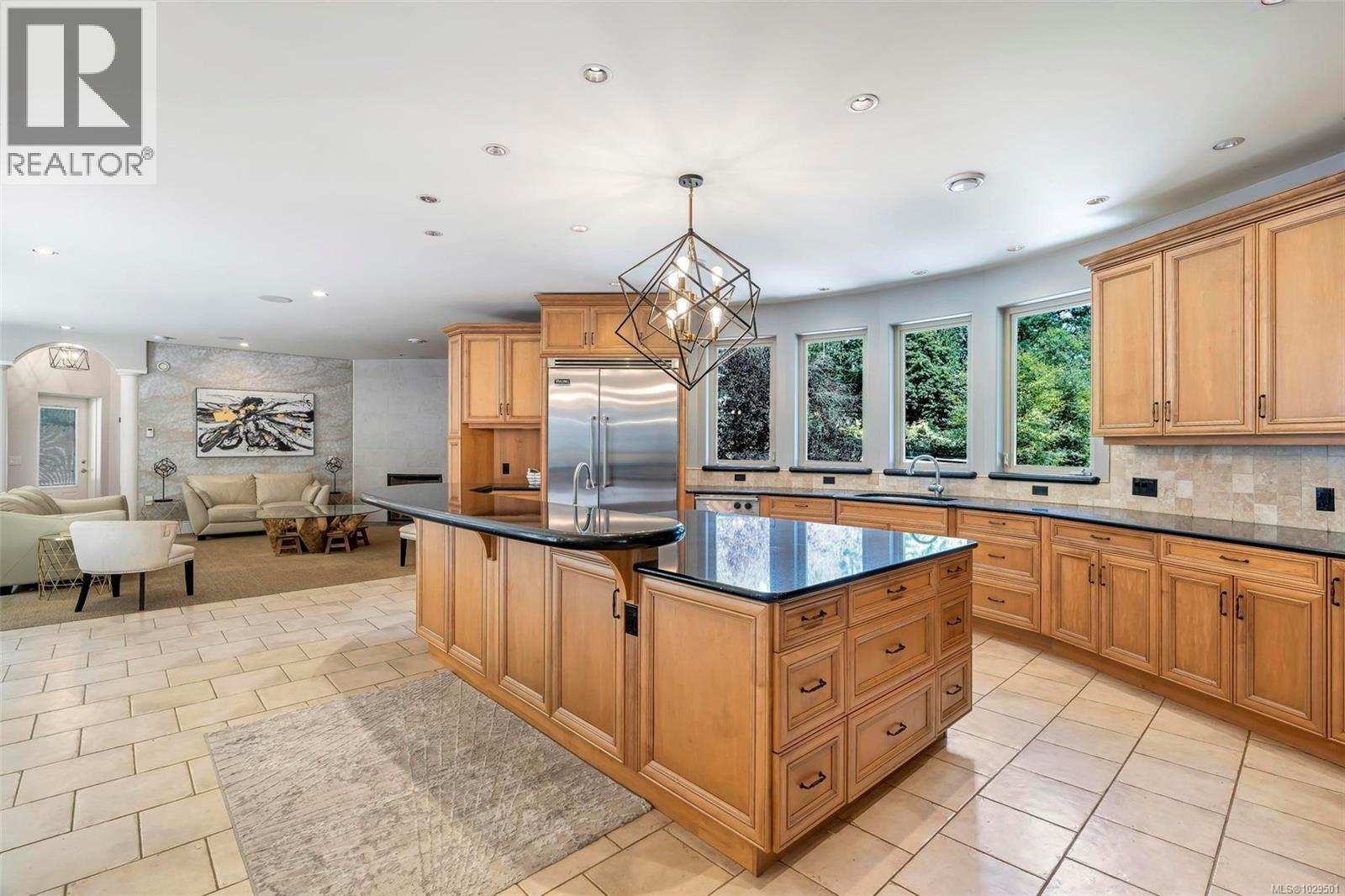  350 Sparton Road, Saanich