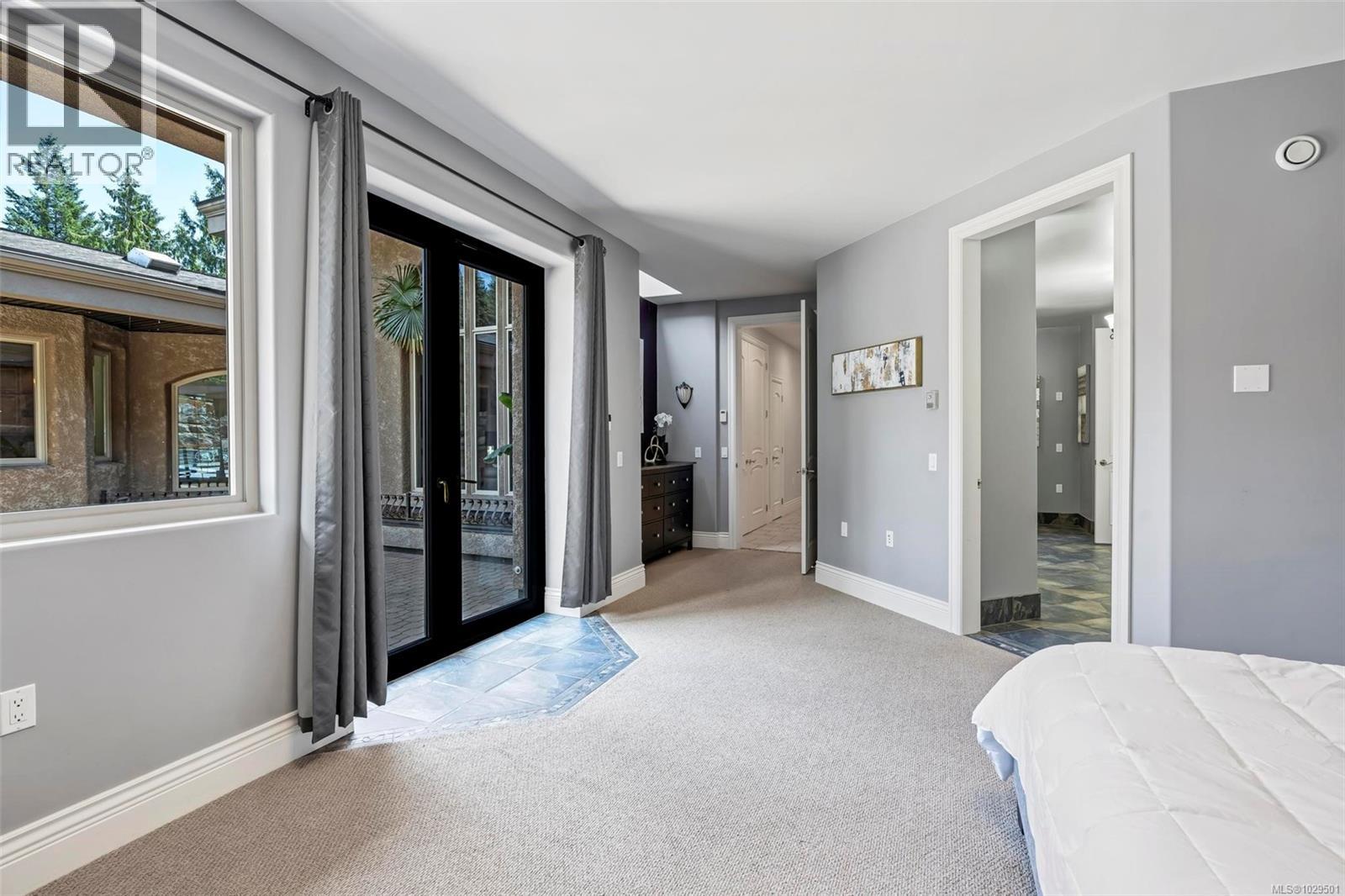  350 Sparton Road, Saanich