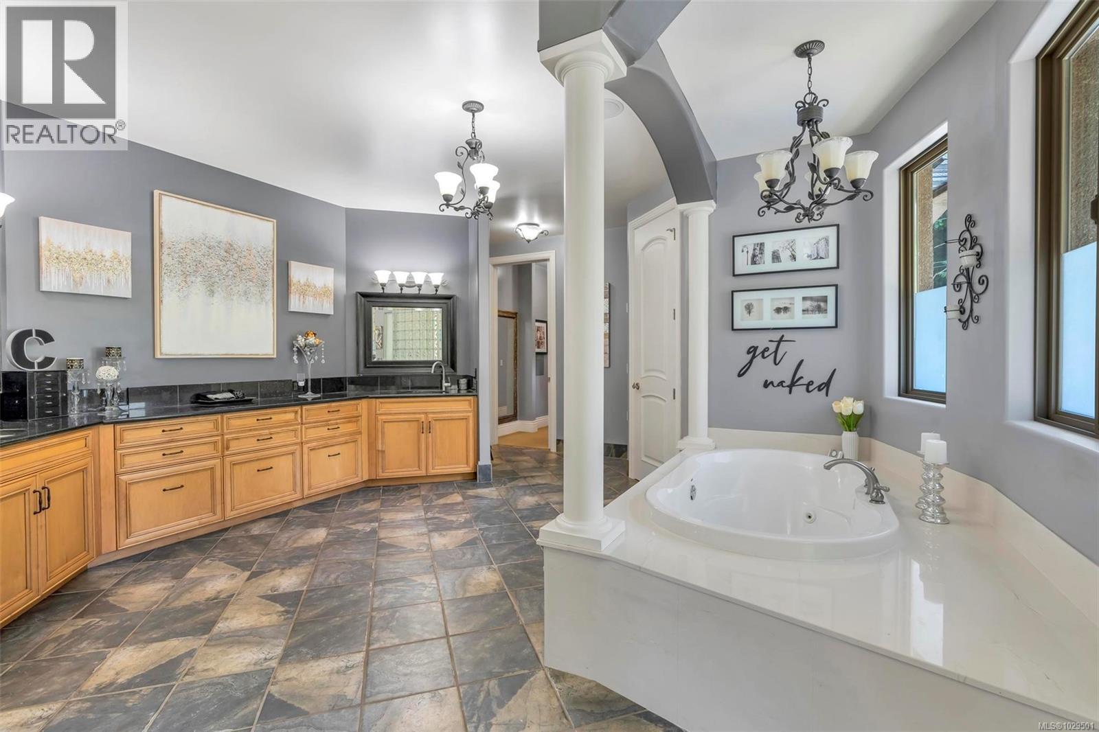  350 Sparton Road, Saanich