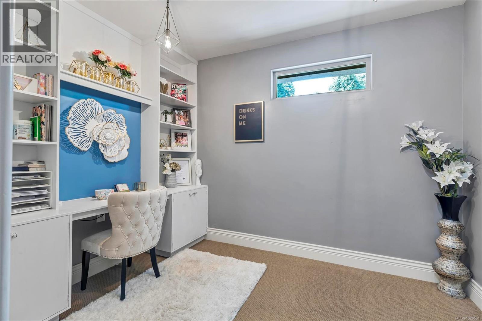  350 Sparton Road, Saanich