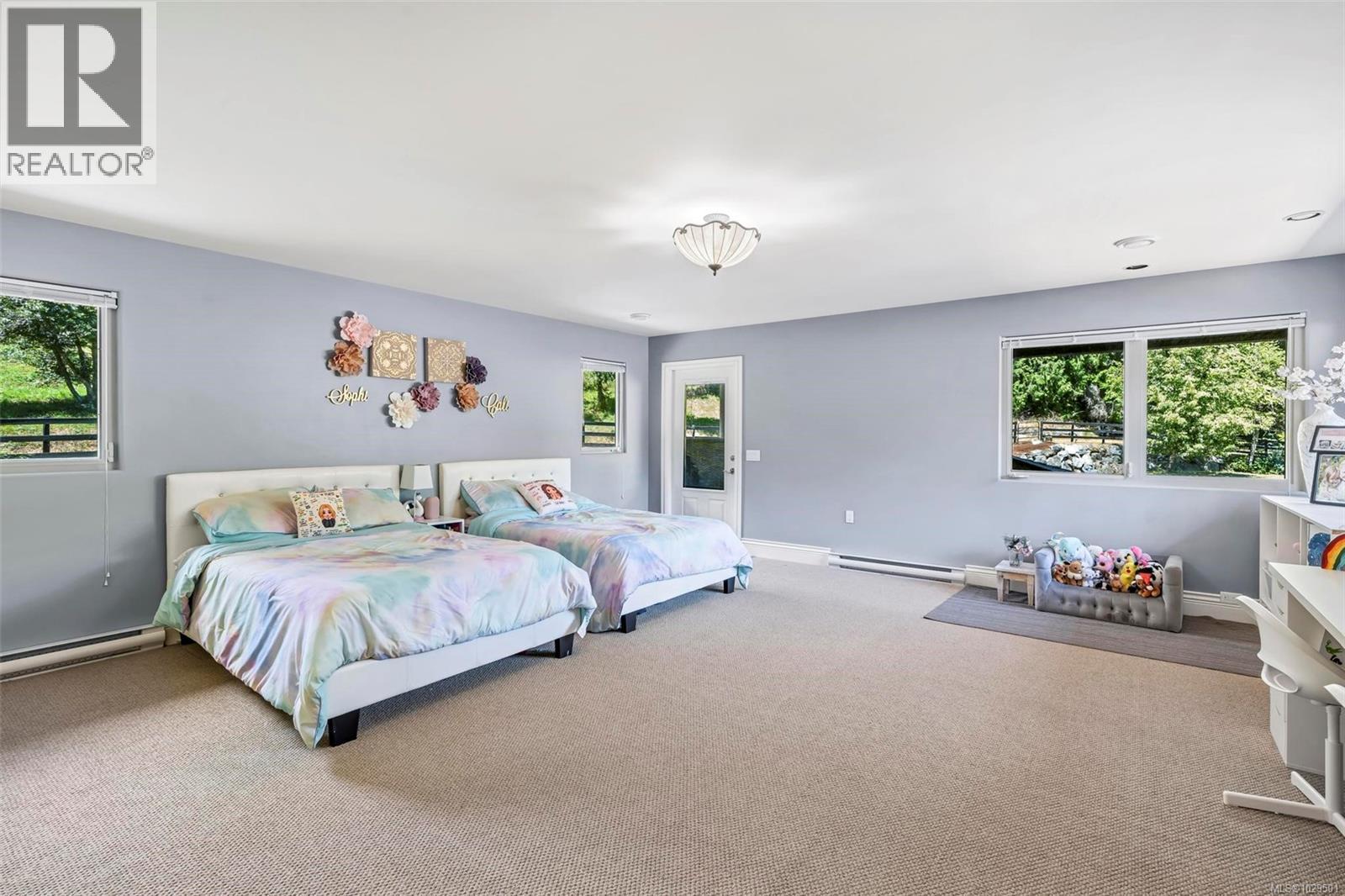  350 Sparton Road, Saanich