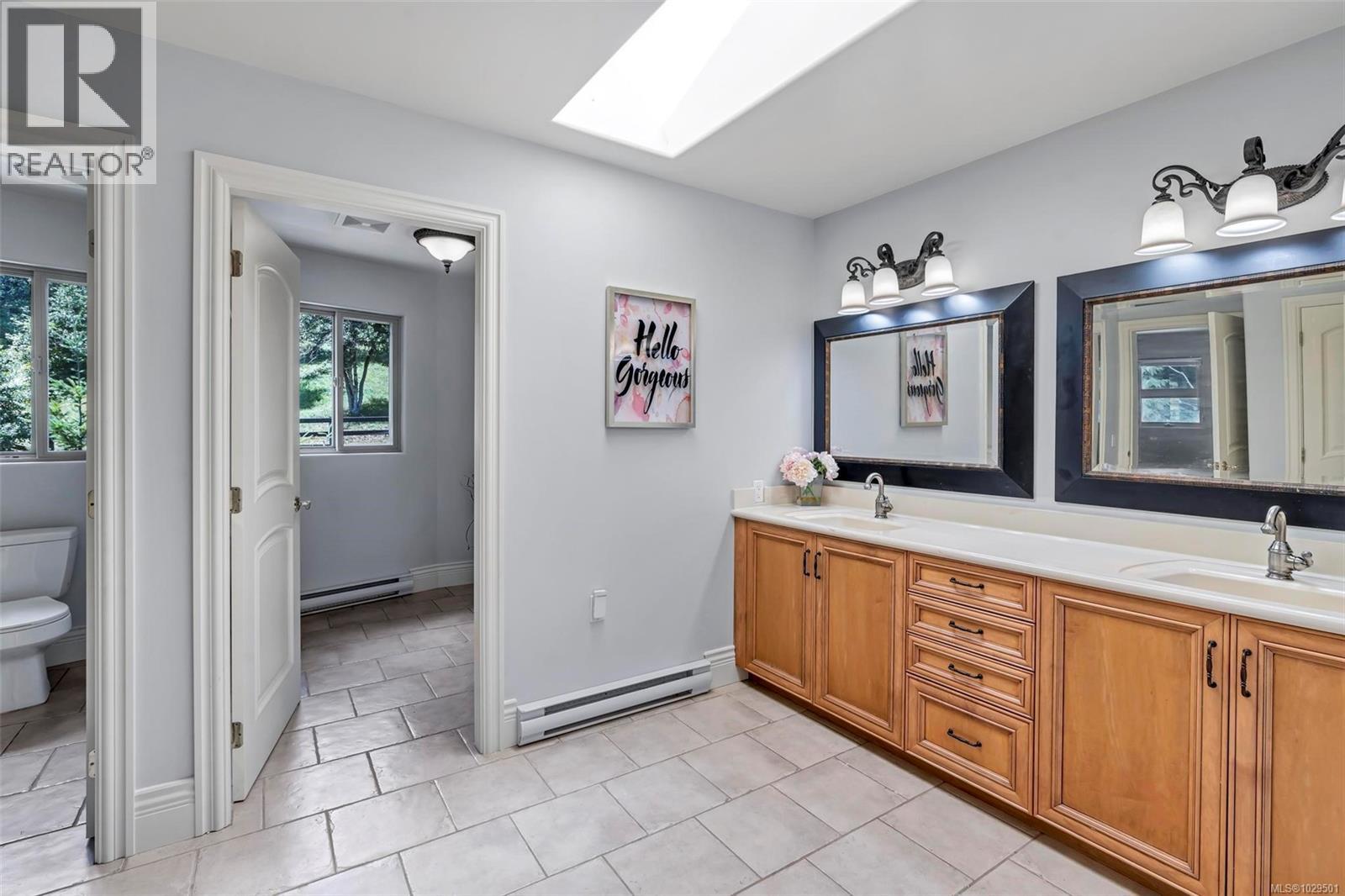  350 Sparton Road, Saanich