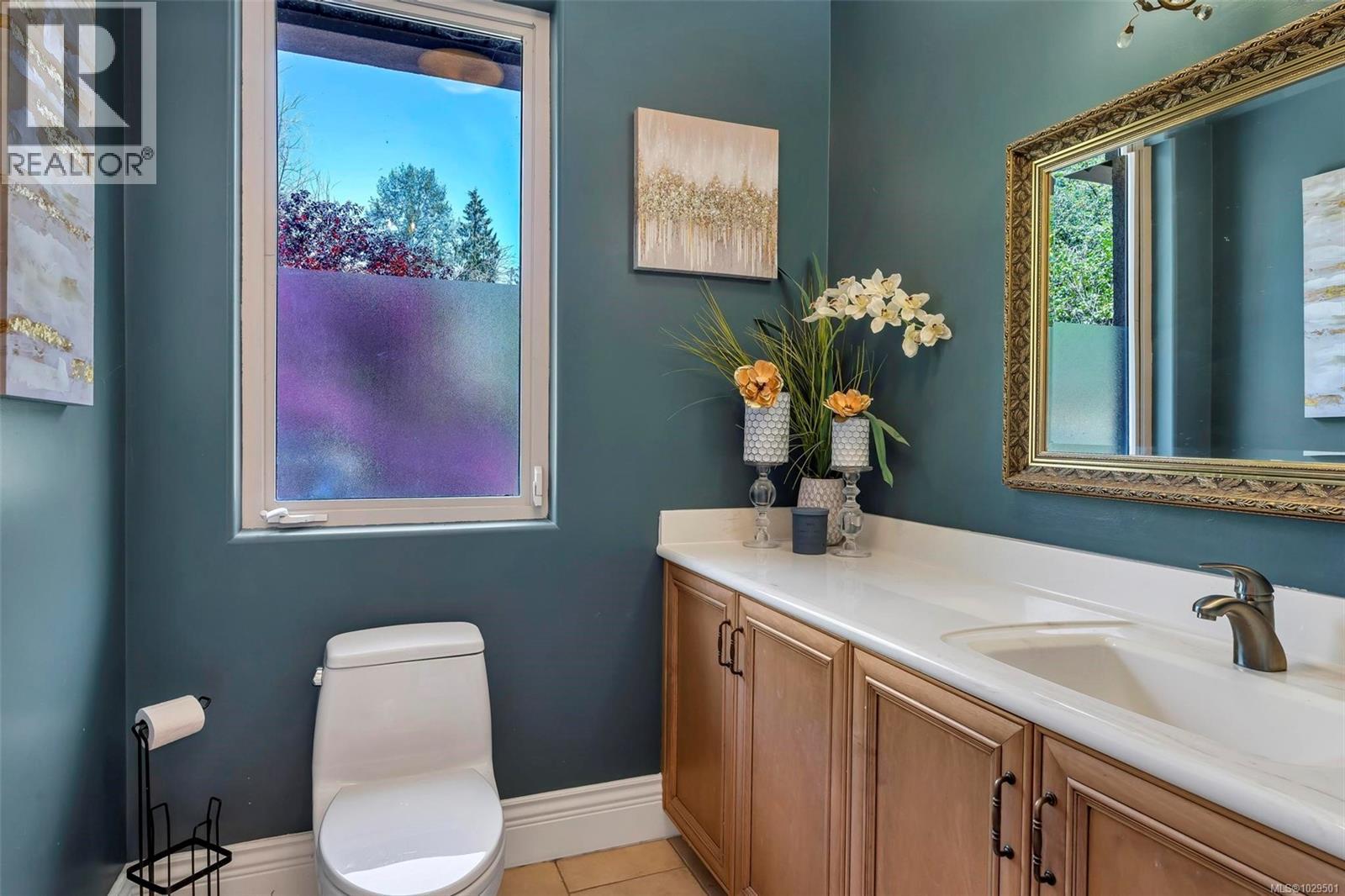  350 Sparton Road, Saanich