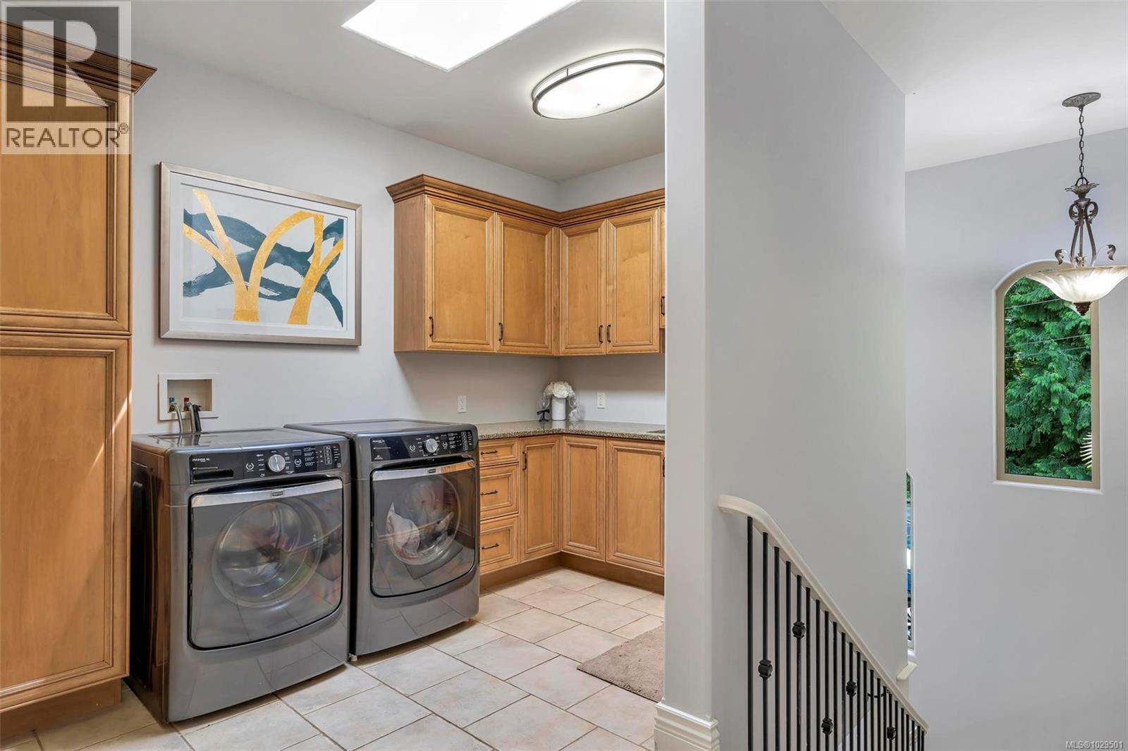  350 Sparton Road, Saanich