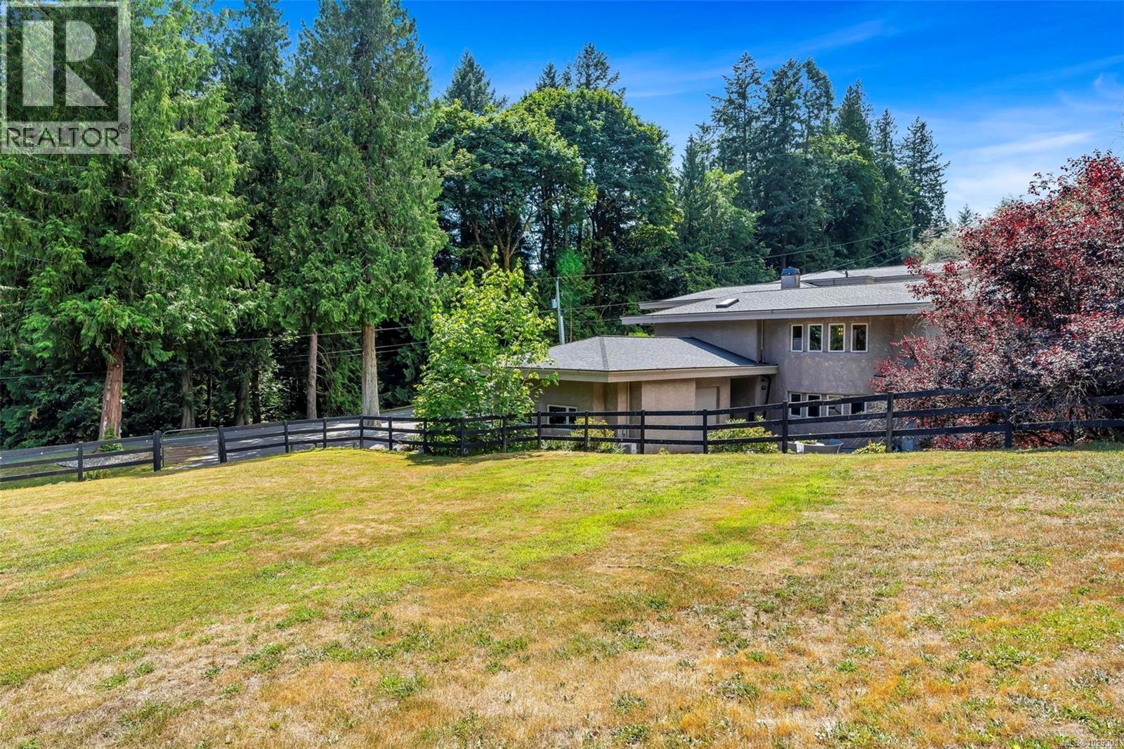  350 Sparton Road, Saanich