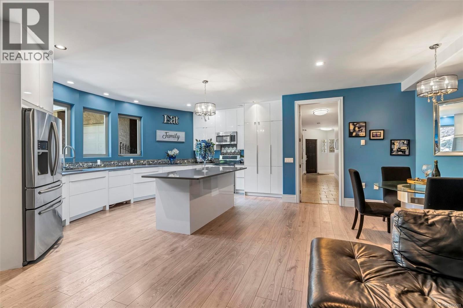  350 Sparton Road, Saanich