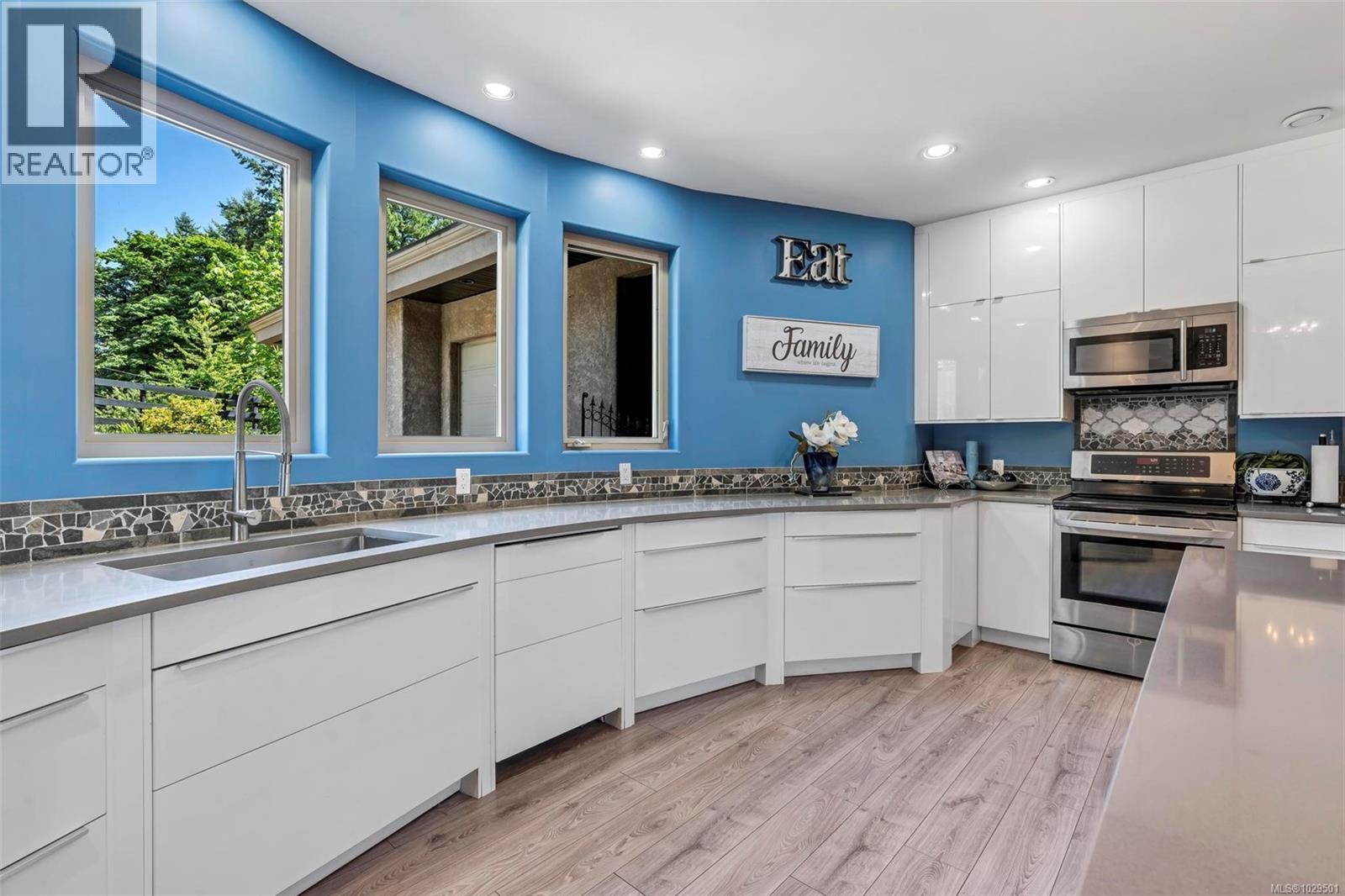  350 Sparton Road, Saanich