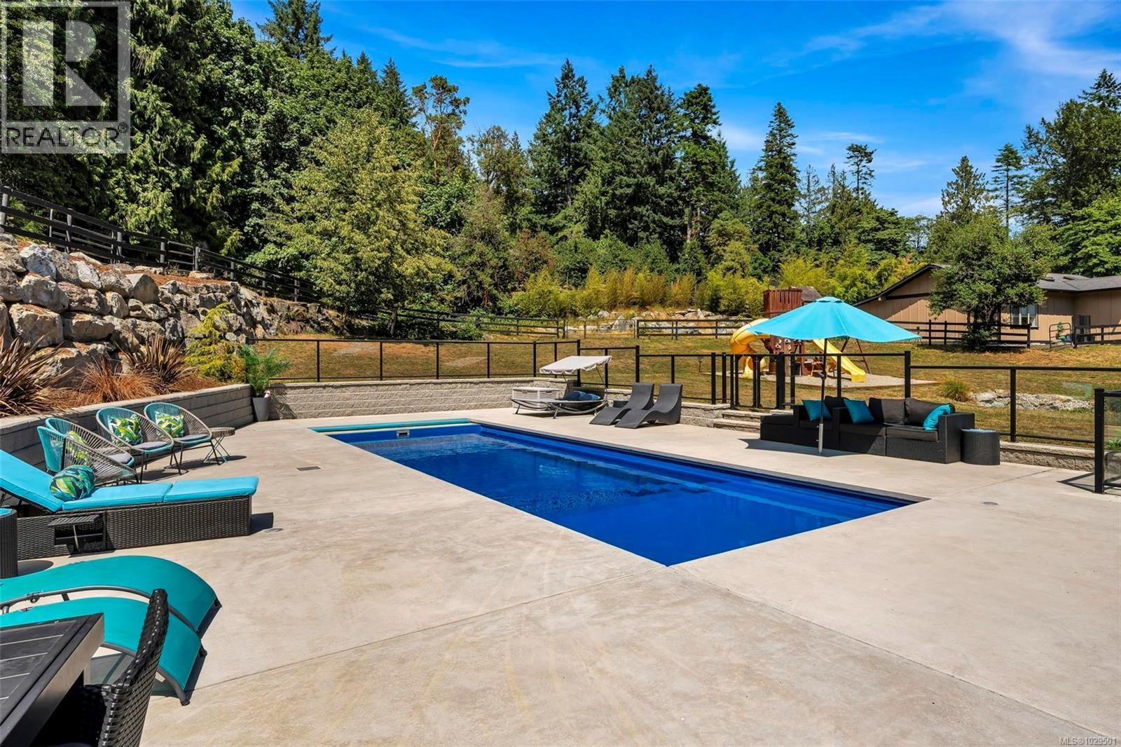  350 Sparton Road, Saanich