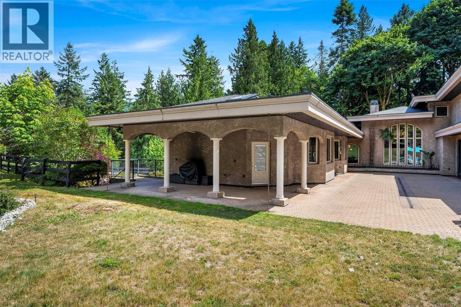  350 Sparton Road, Saanich