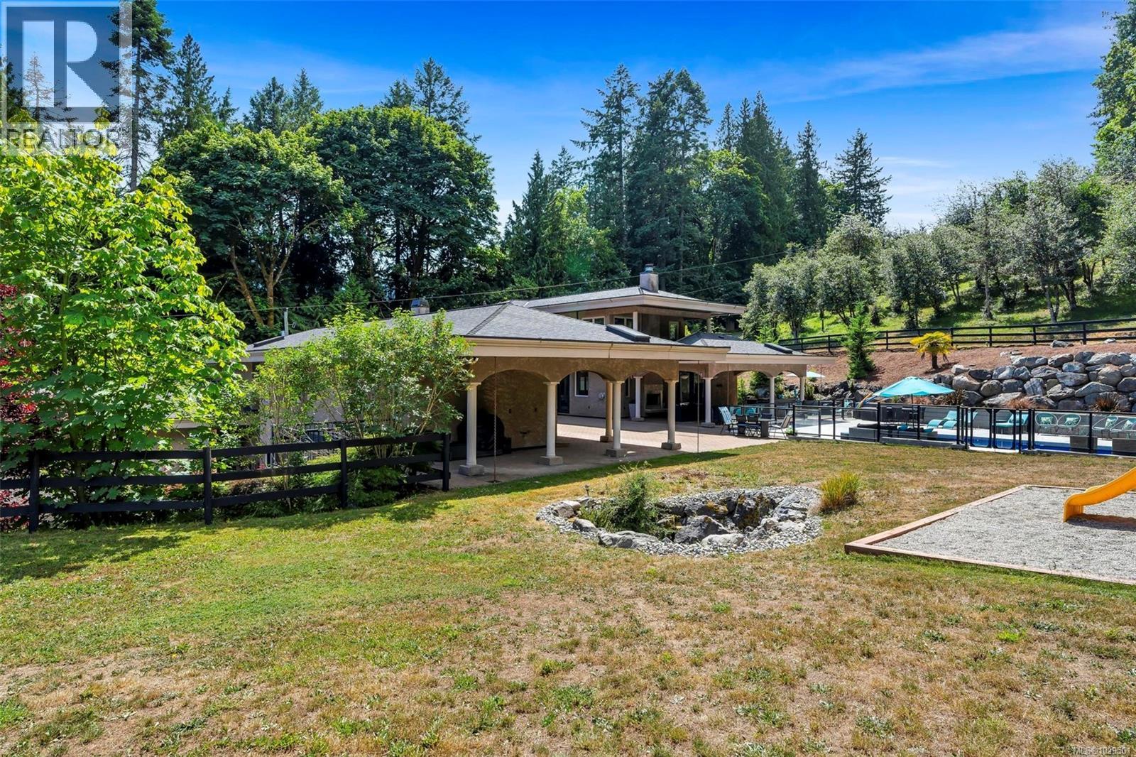  350 Sparton Road, Saanich