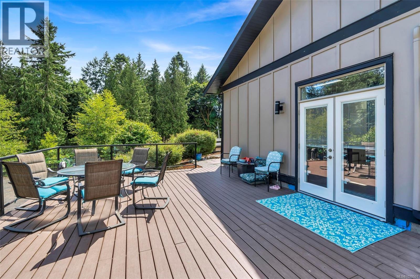  350 Sparton Road, Saanich