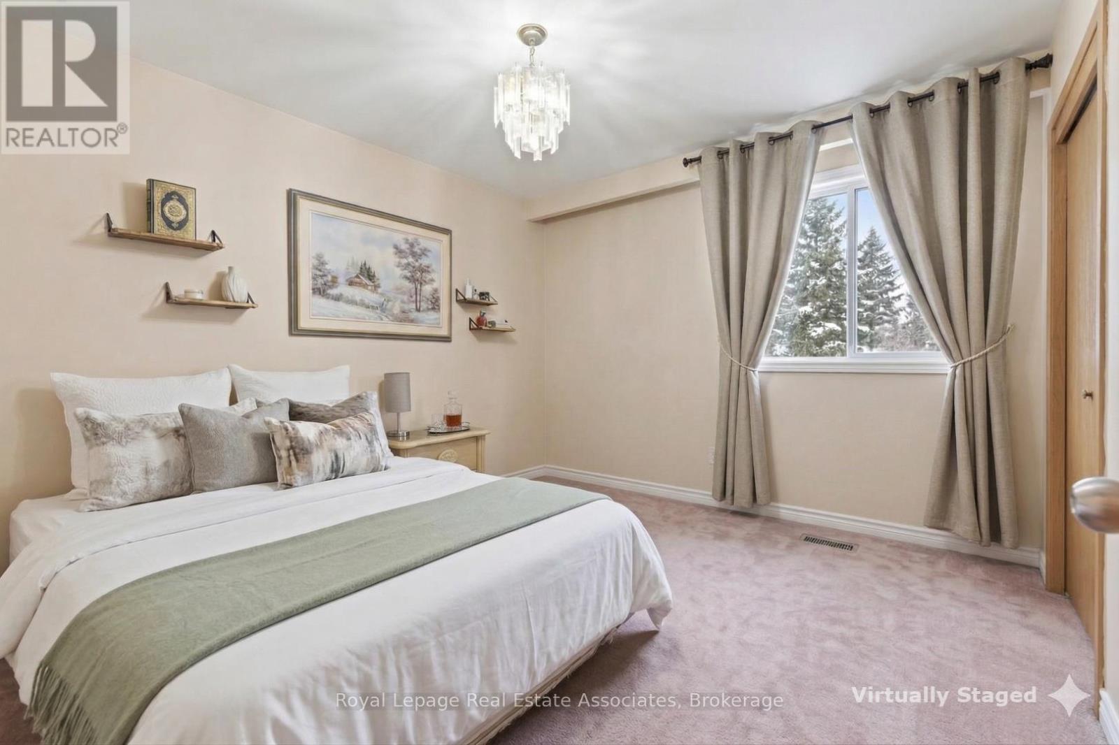 652 EVERSLEY DRIVE - 14