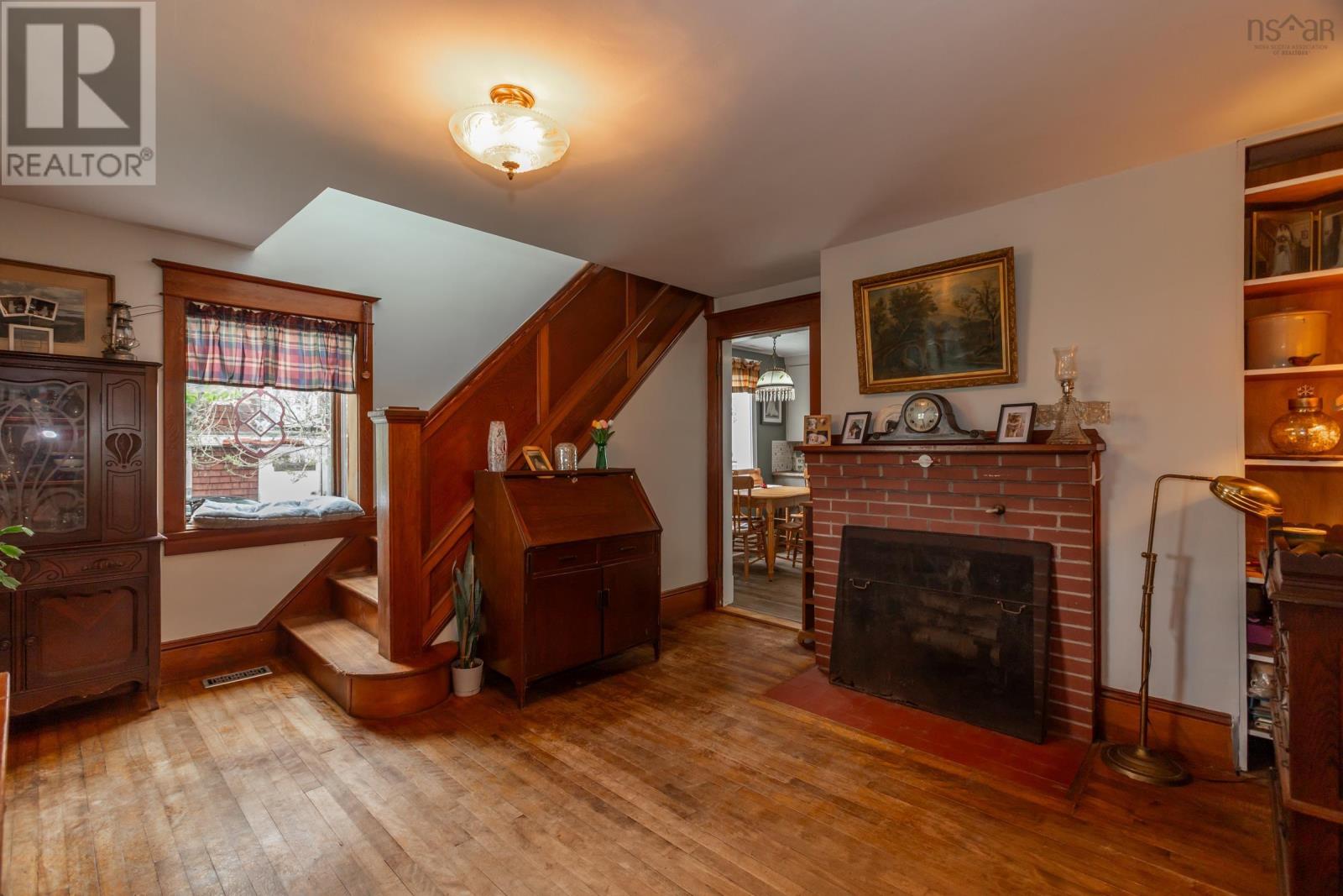 Property 32 of 46 of 6994 Aylesford Road