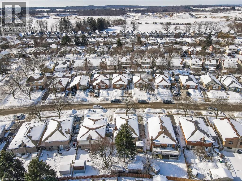 217 JOHANNA Drive, Cambridge, Ontario, N1S4C5 — Photo 9