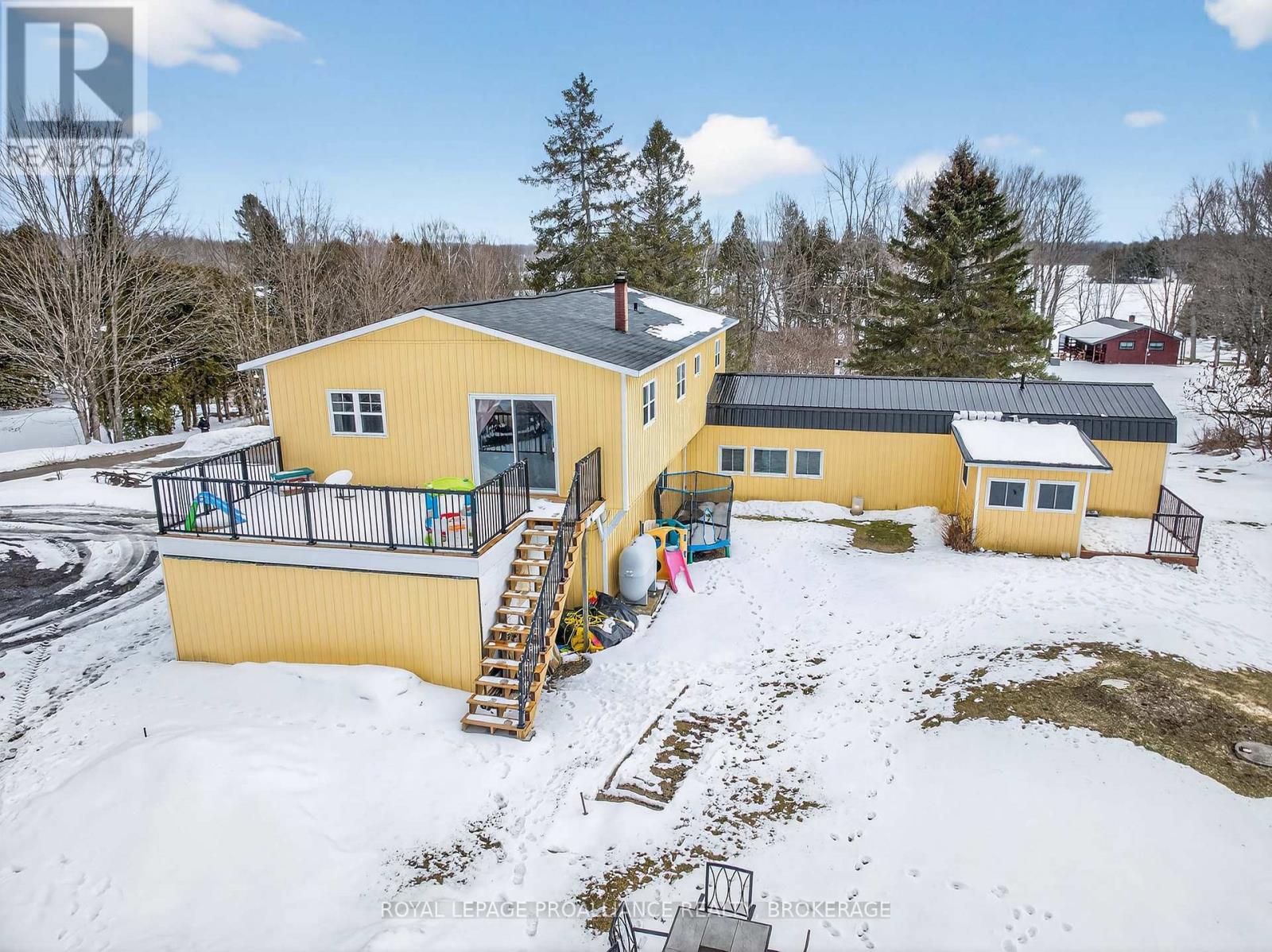 1040 ANTOINE ROAD - 2