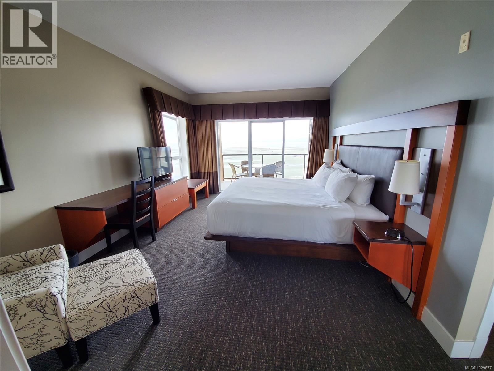 #606/605A 181 BEACHSIDE DR - 23