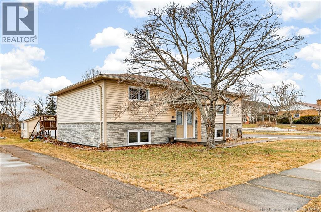 37-39 Mckay Avenue - Image 3