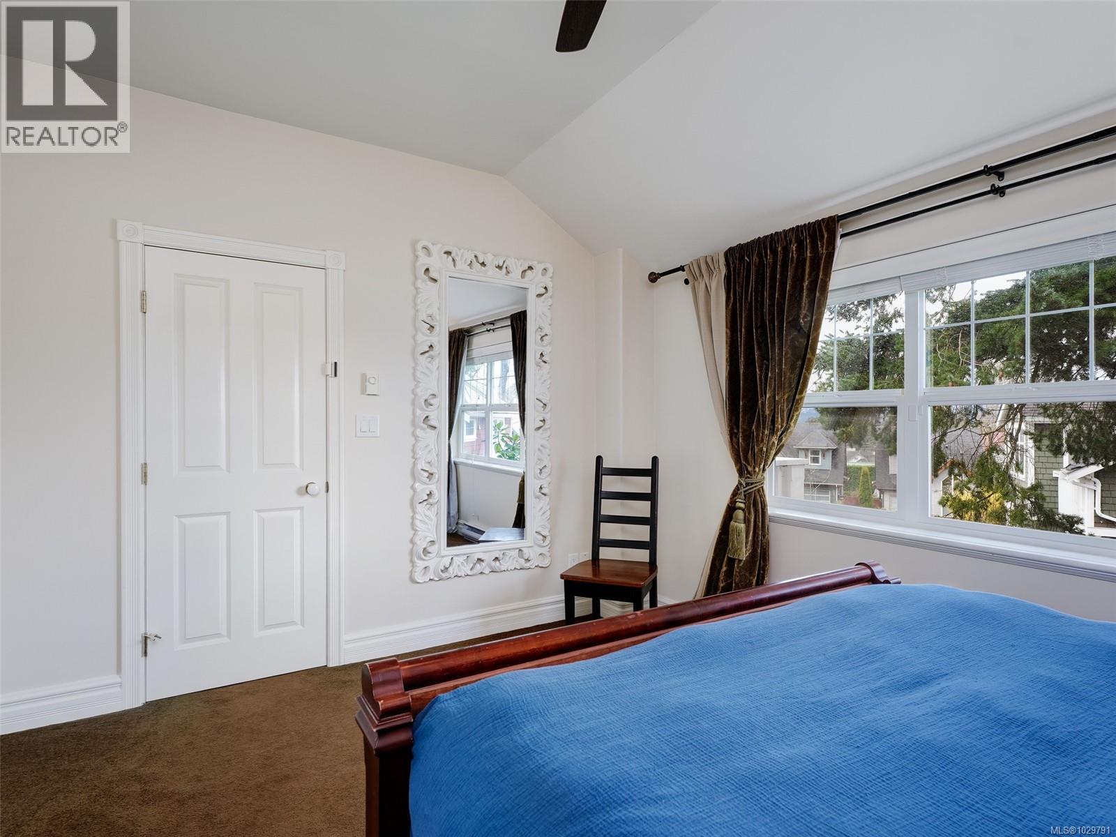 #3 445 ADMIRALS RD - 15