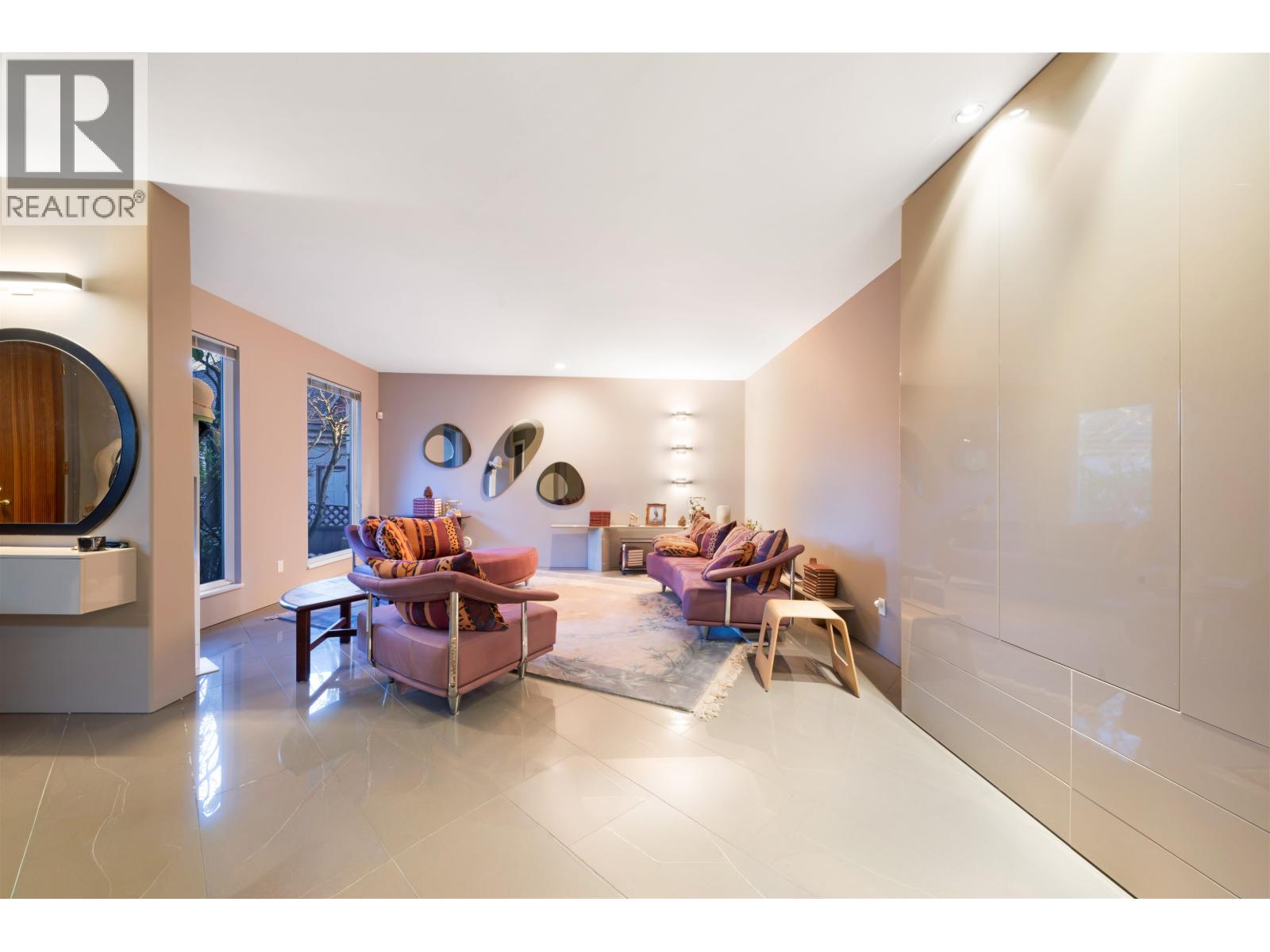 5671 MUSGRAVE Crescent, Richmond