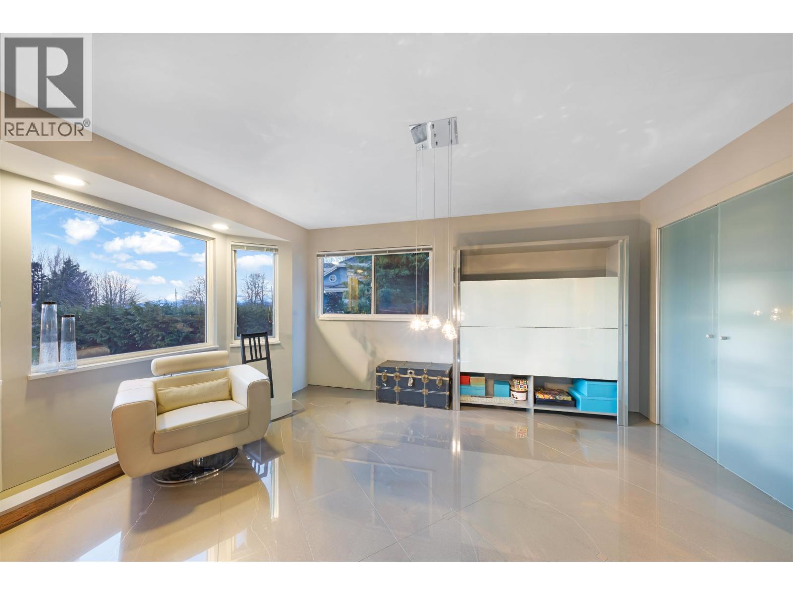 5671 MUSGRAVE Crescent, Richmond