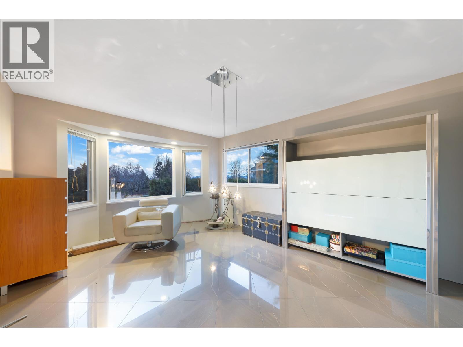 5671 MUSGRAVE Crescent, Richmond