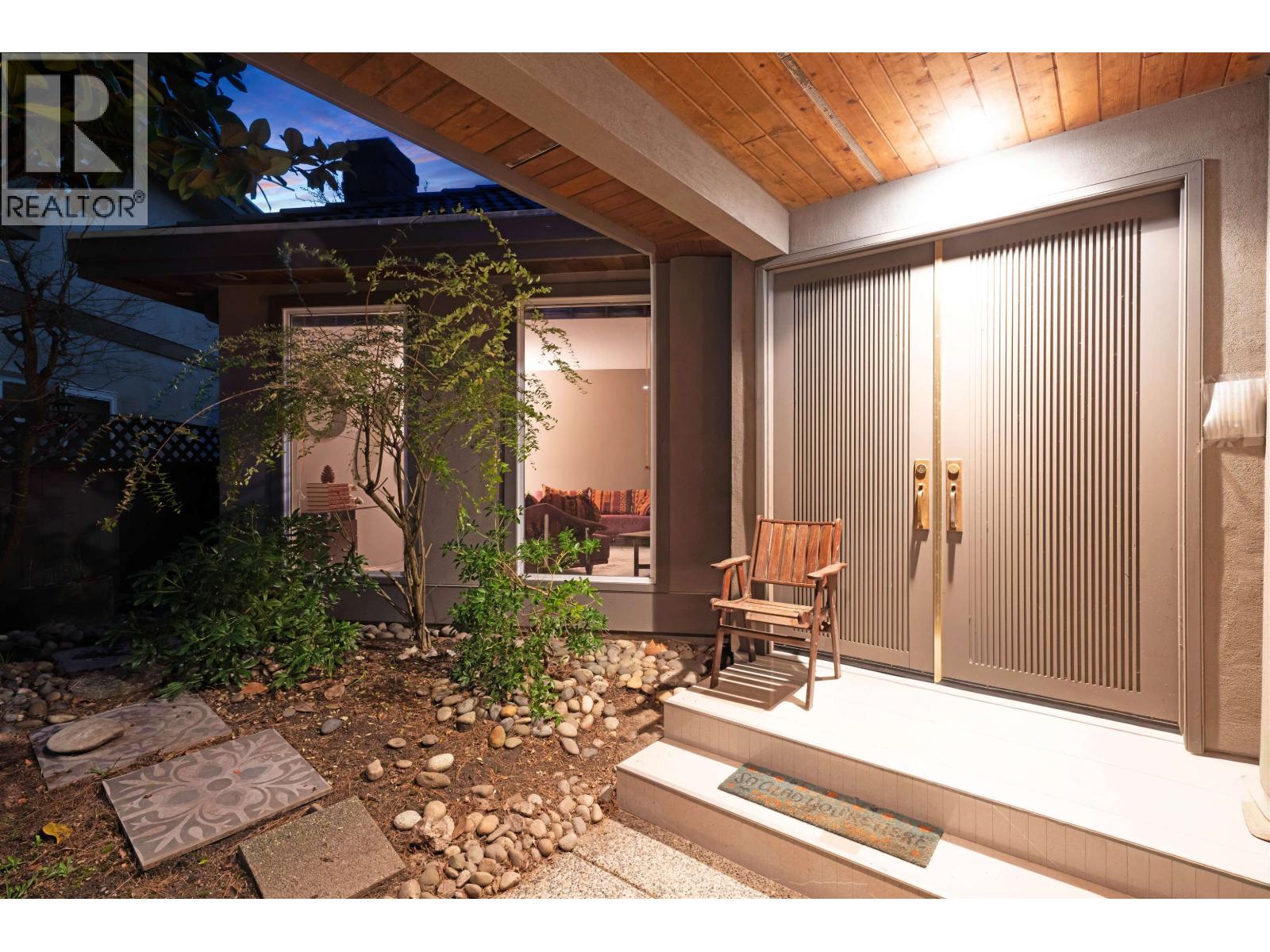 5671 MUSGRAVE Crescent, Richmond