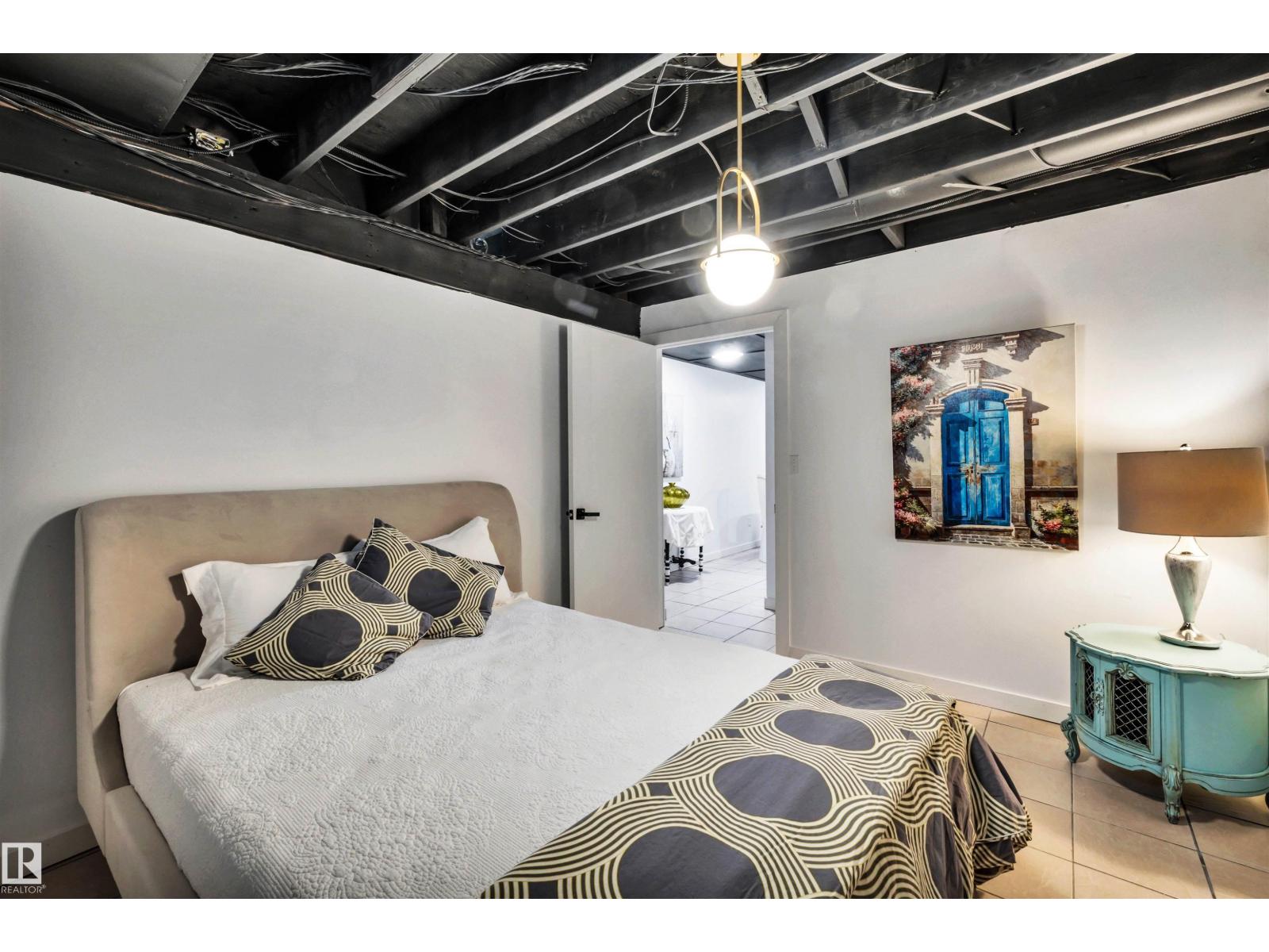 5409 56 ST - 41