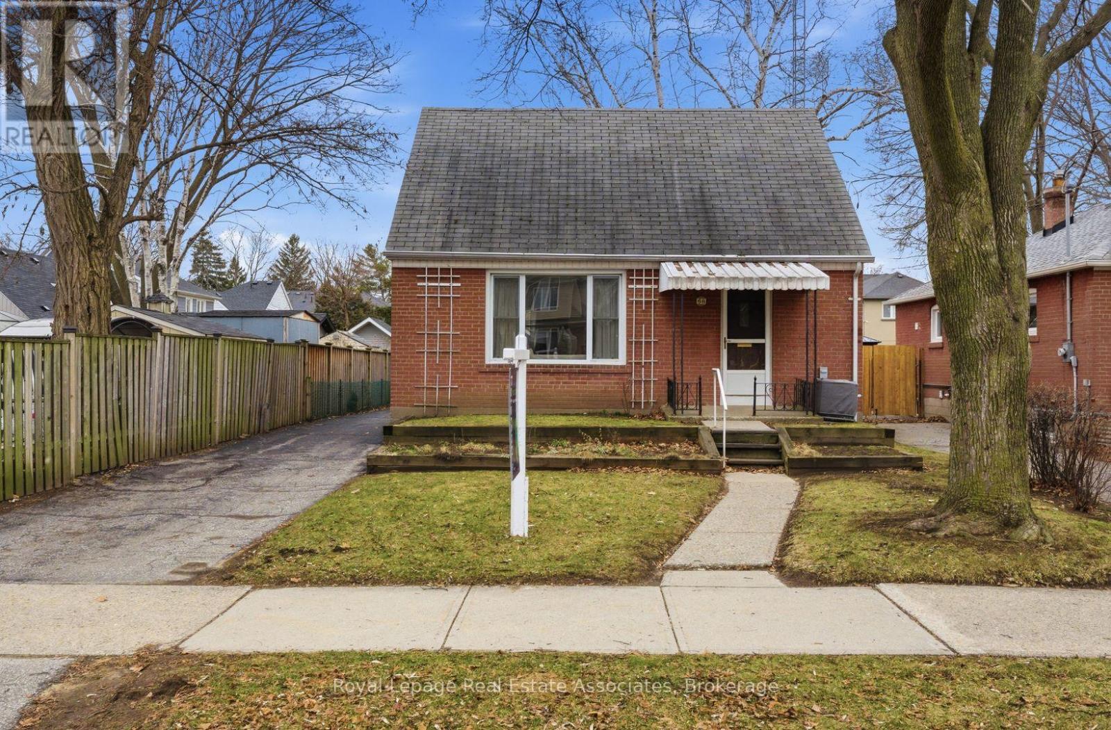 68 GAIR DRIVE - 1