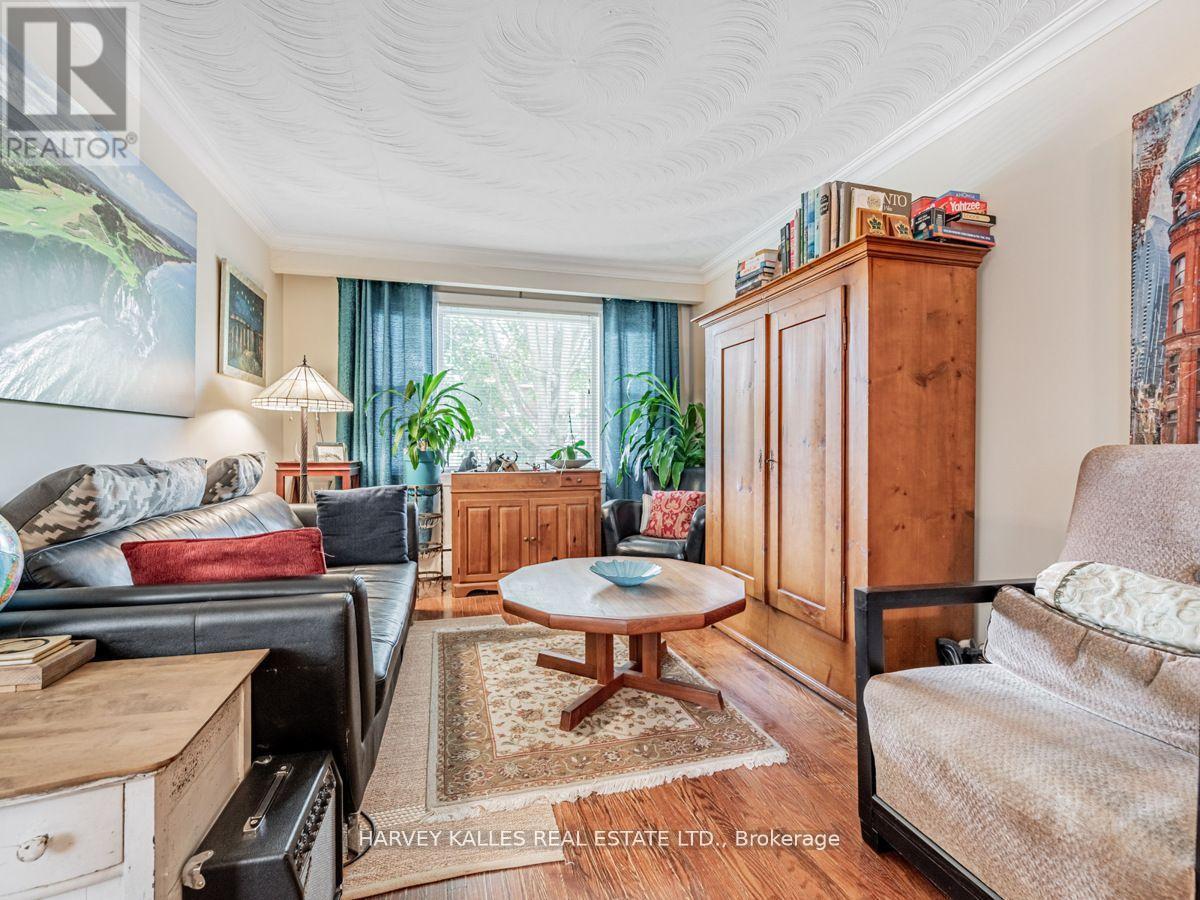 103 & 105 GILMOUR AVENUE - 21