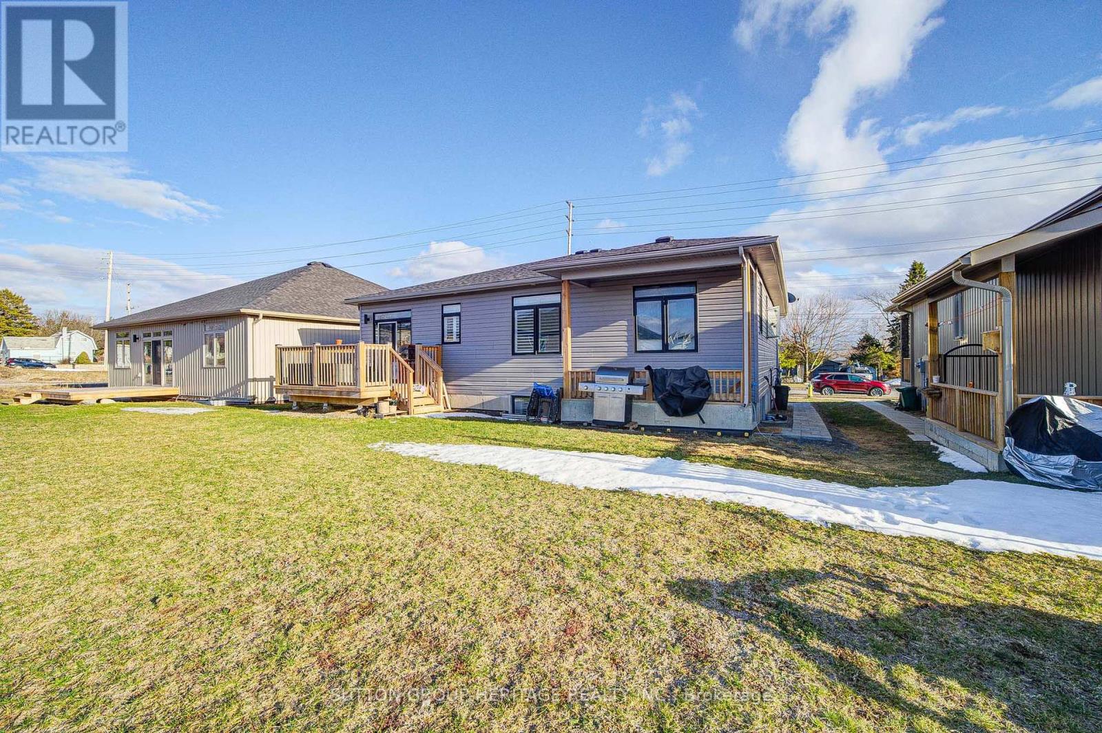 42 MCFARLAND DRIVE - 18