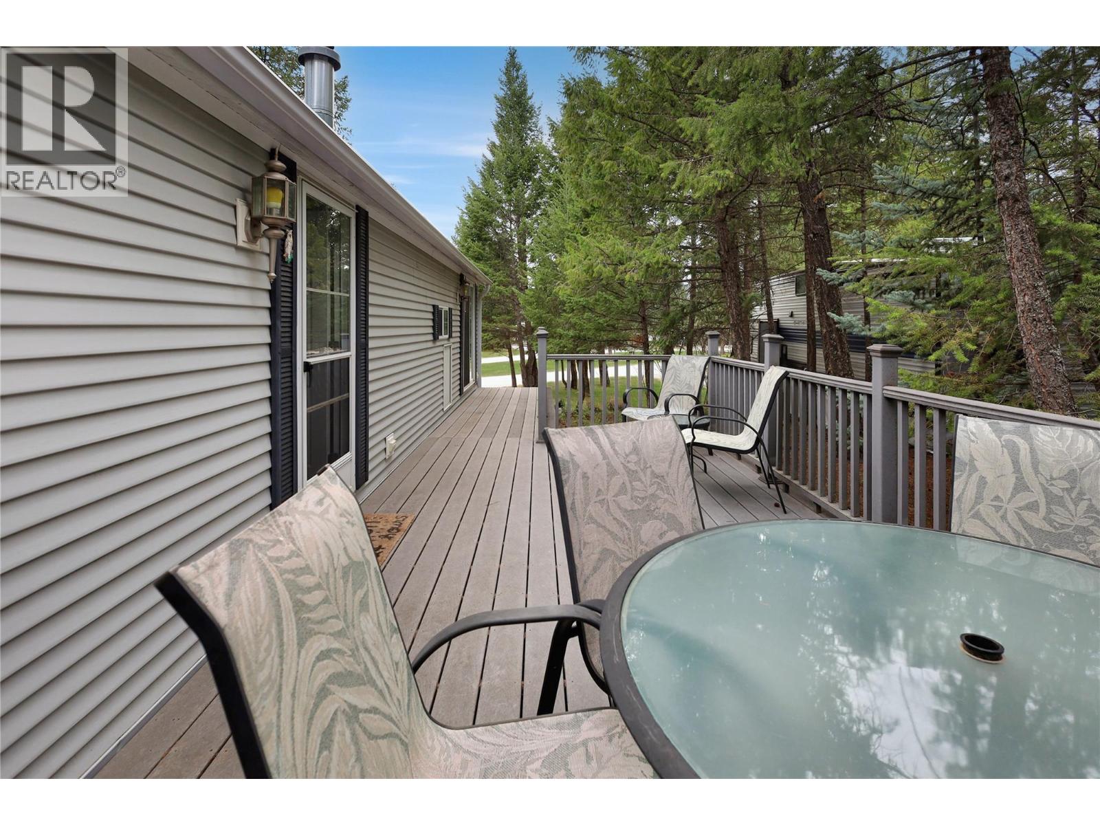 4862 Lynx Drive, Radium Hot Springs