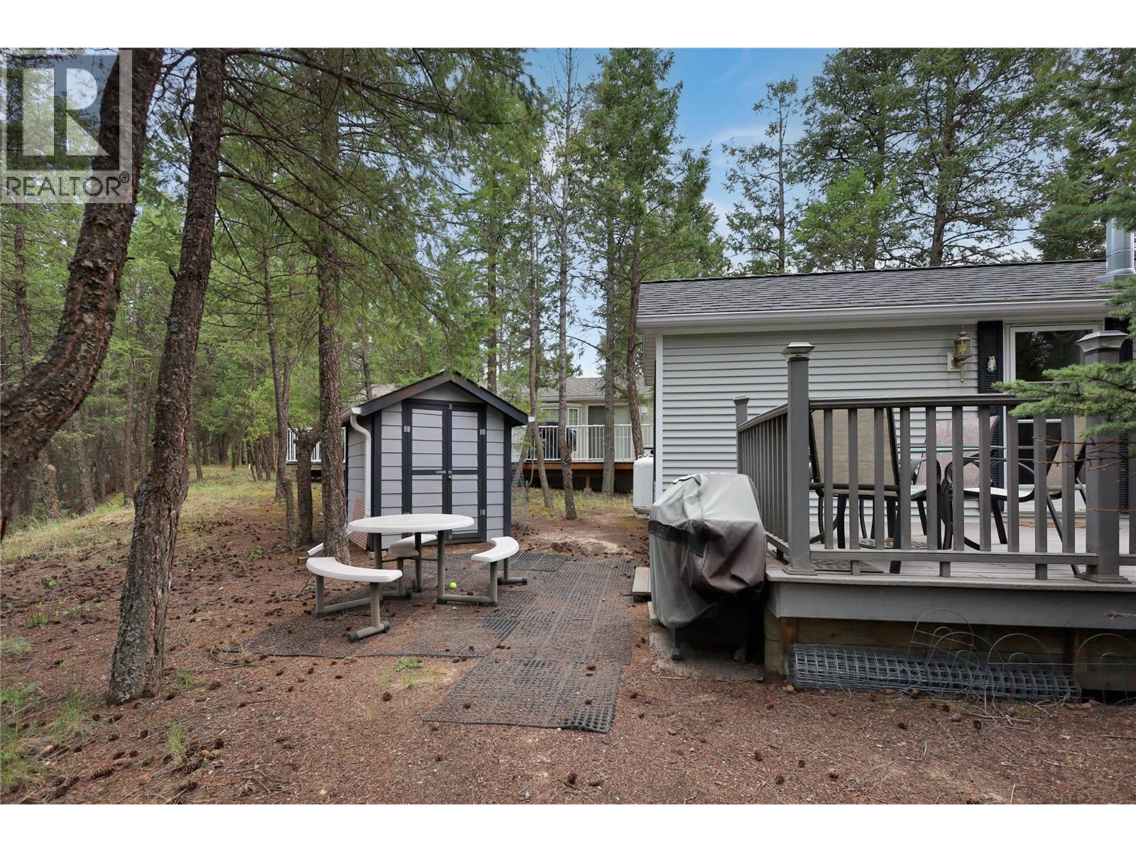 4862 Lynx Drive, Radium Hot Springs