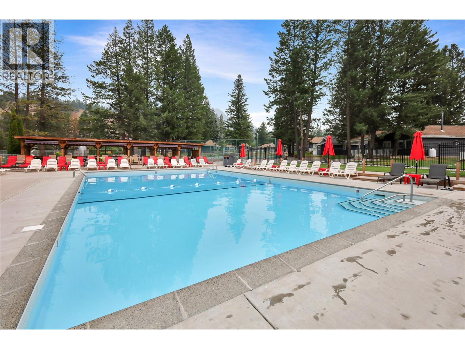 4862 Lynx Drive, Radium Hot Springs