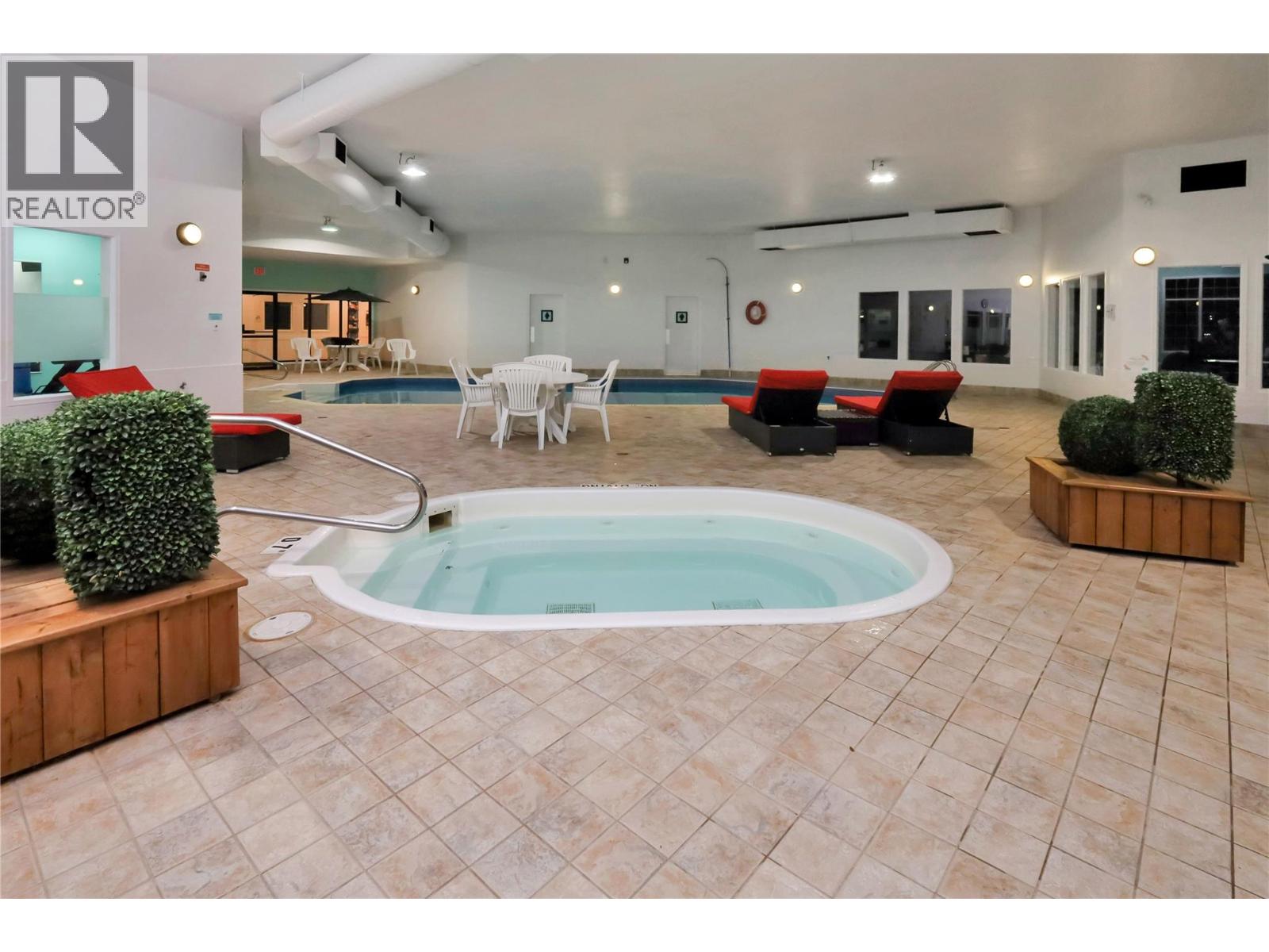 4862 Lynx Drive, Radium Hot Springs