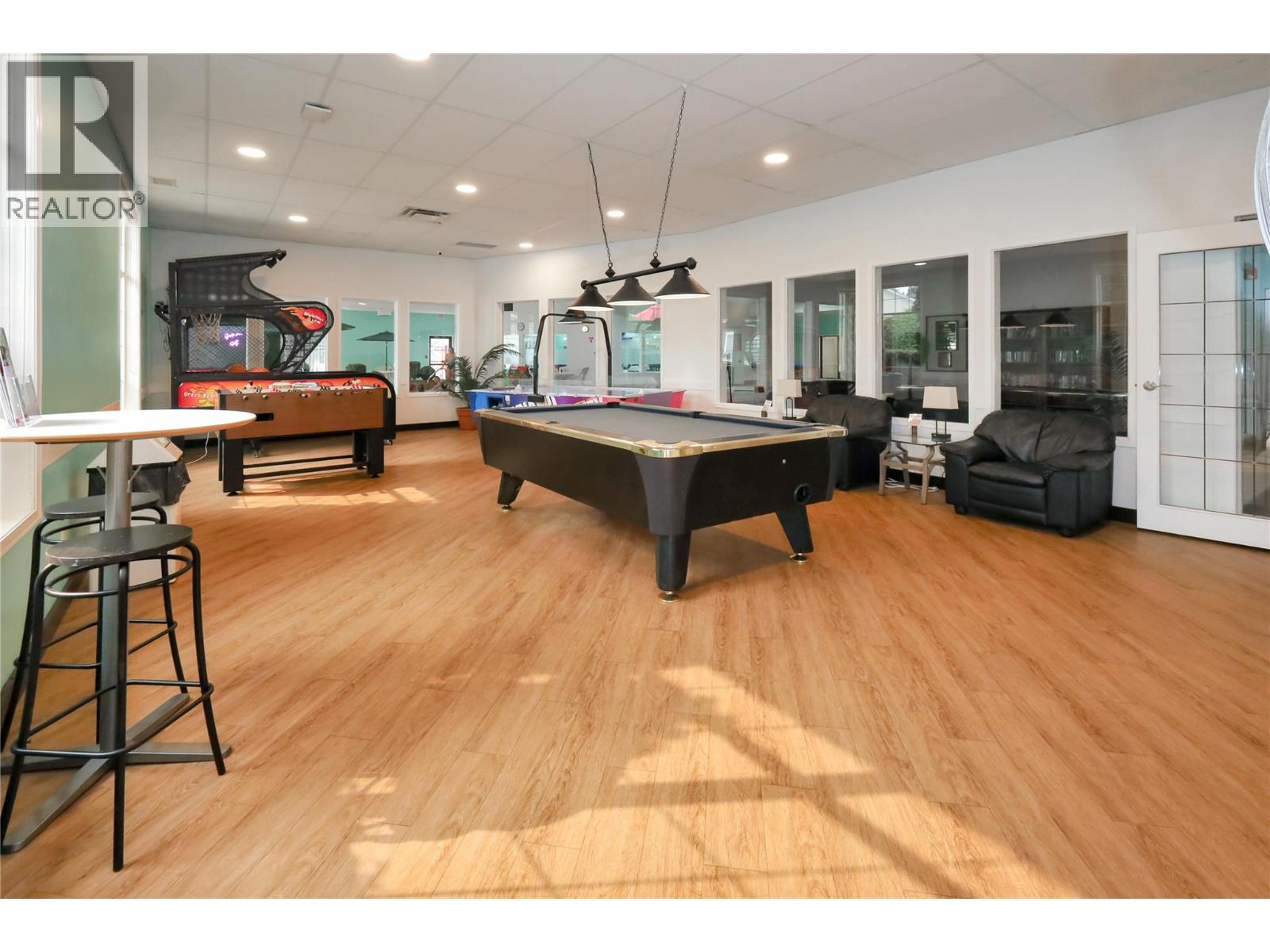 4862 Lynx Drive, Radium Hot Springs