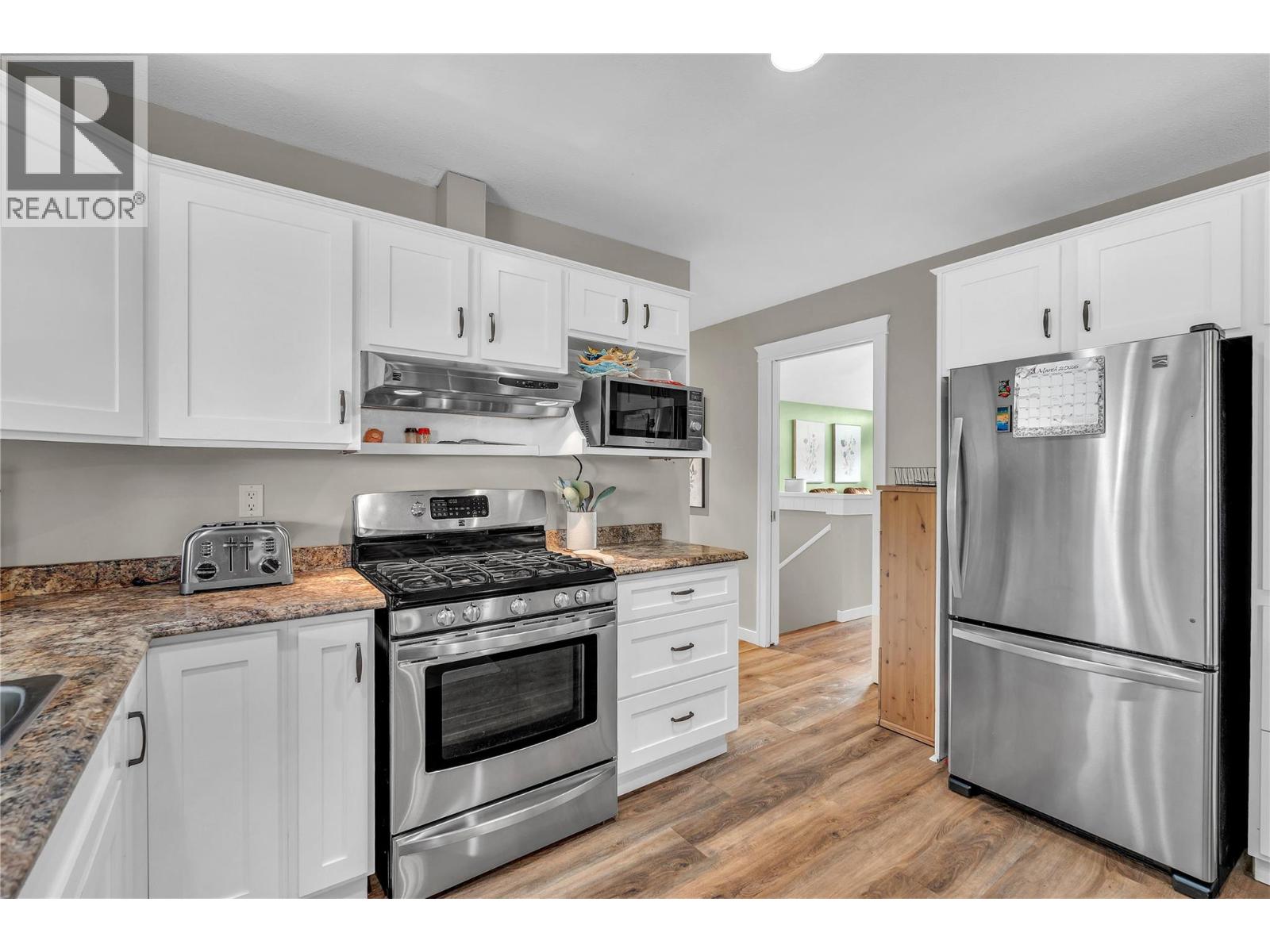 192 Dartmouth Place, Penticton