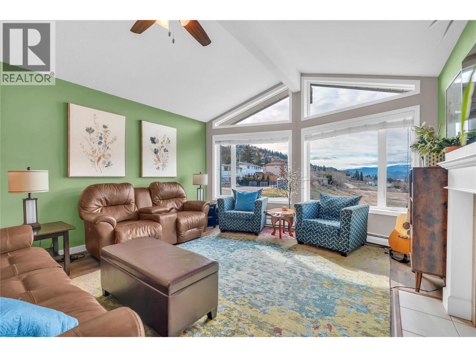 192 Dartmouth Place, Penticton