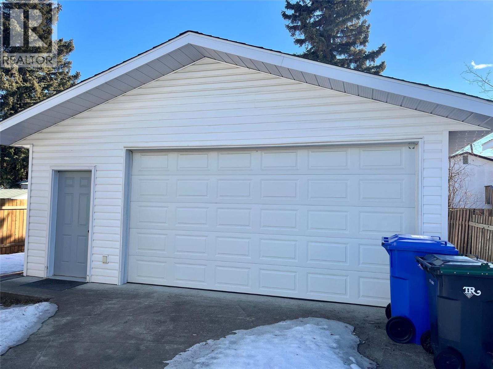 20 Dawson Place, Tumbler Ridge