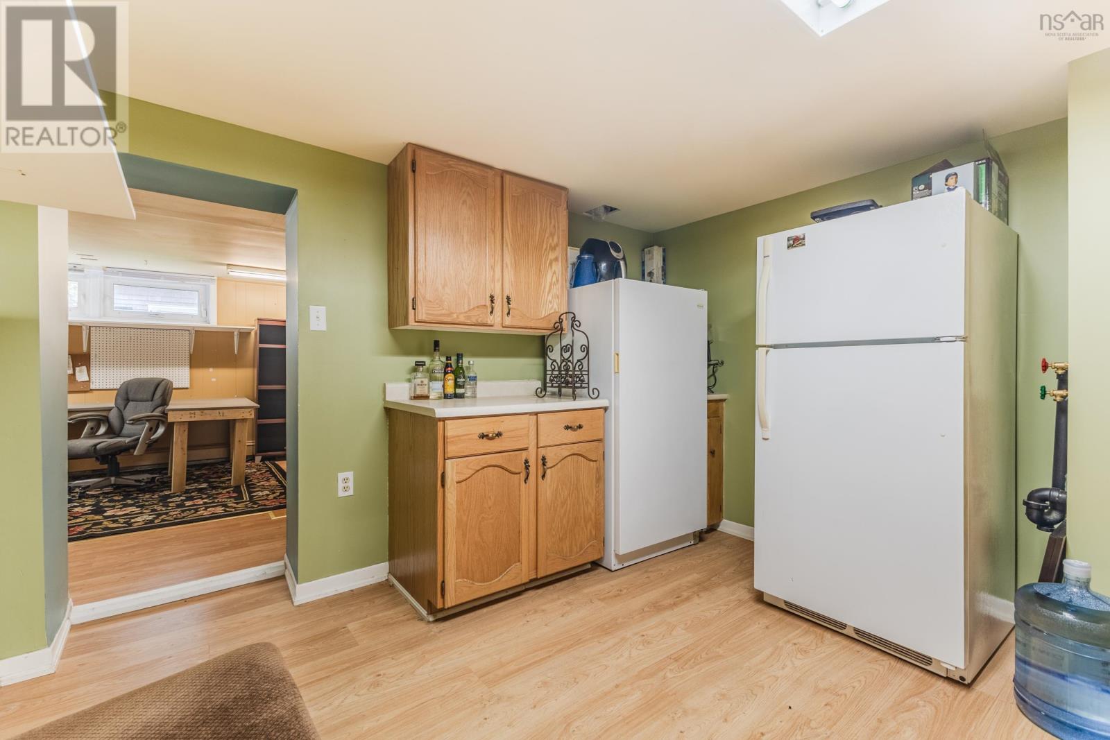 Property 25 of 49 of 35 GRANDVIEW Drive