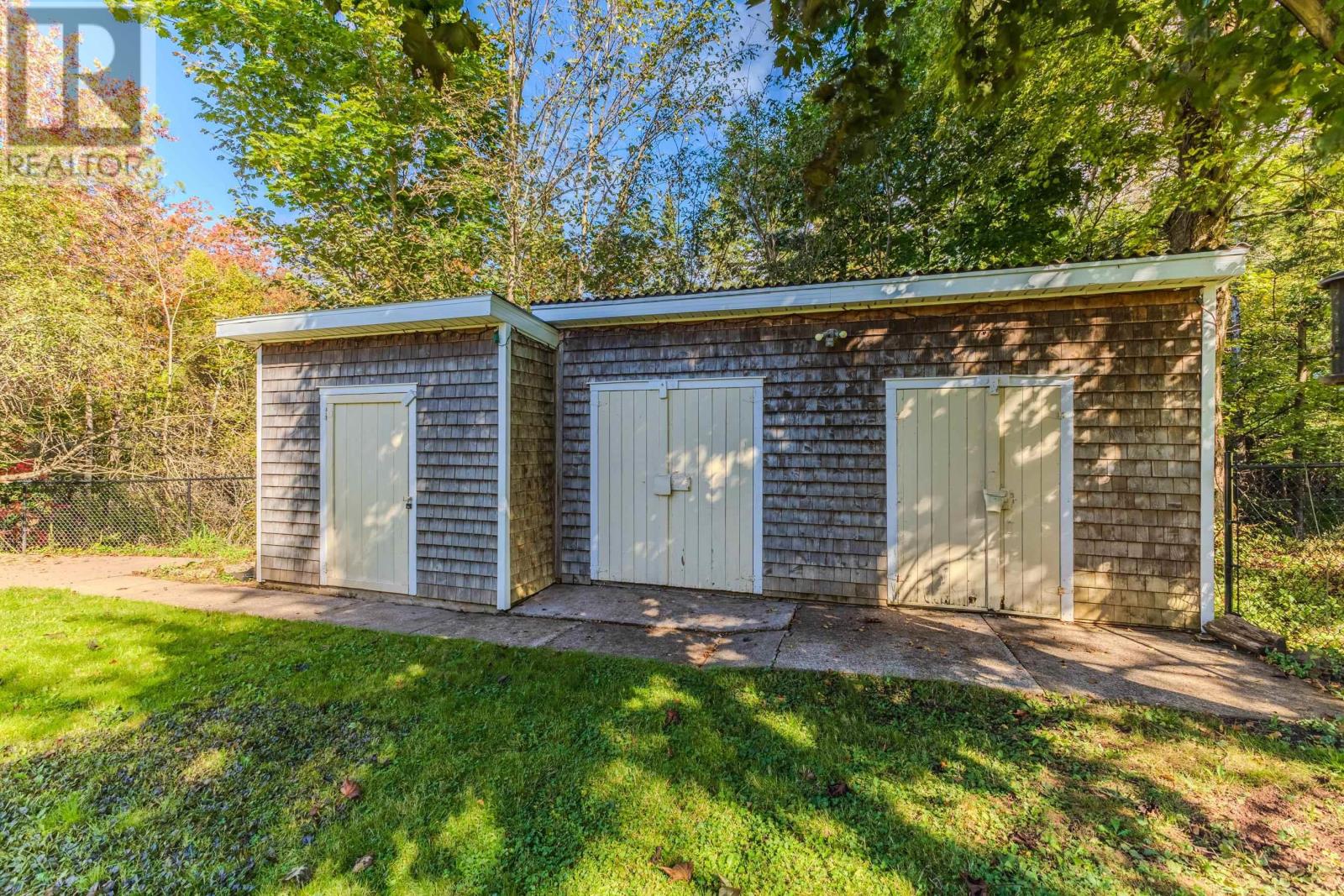 Property 36 of 49 of 35 GRANDVIEW Drive