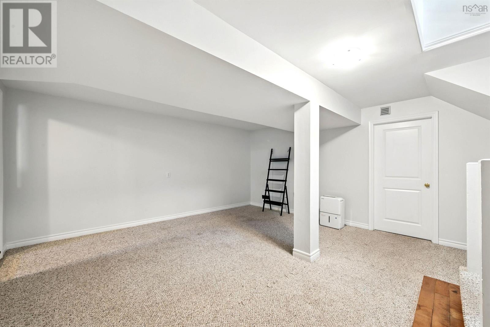 Property 20 of 49 of 1909 Hammonds Plains Road